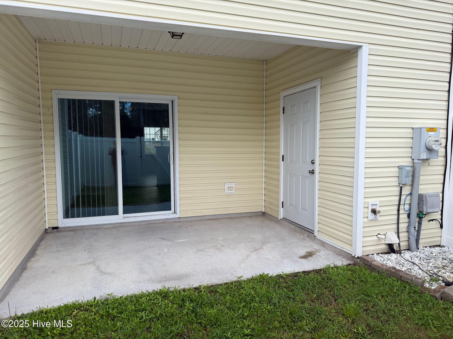 100523606 | Photo 11