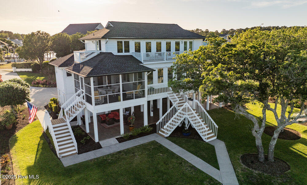 100511026 | Photo 66