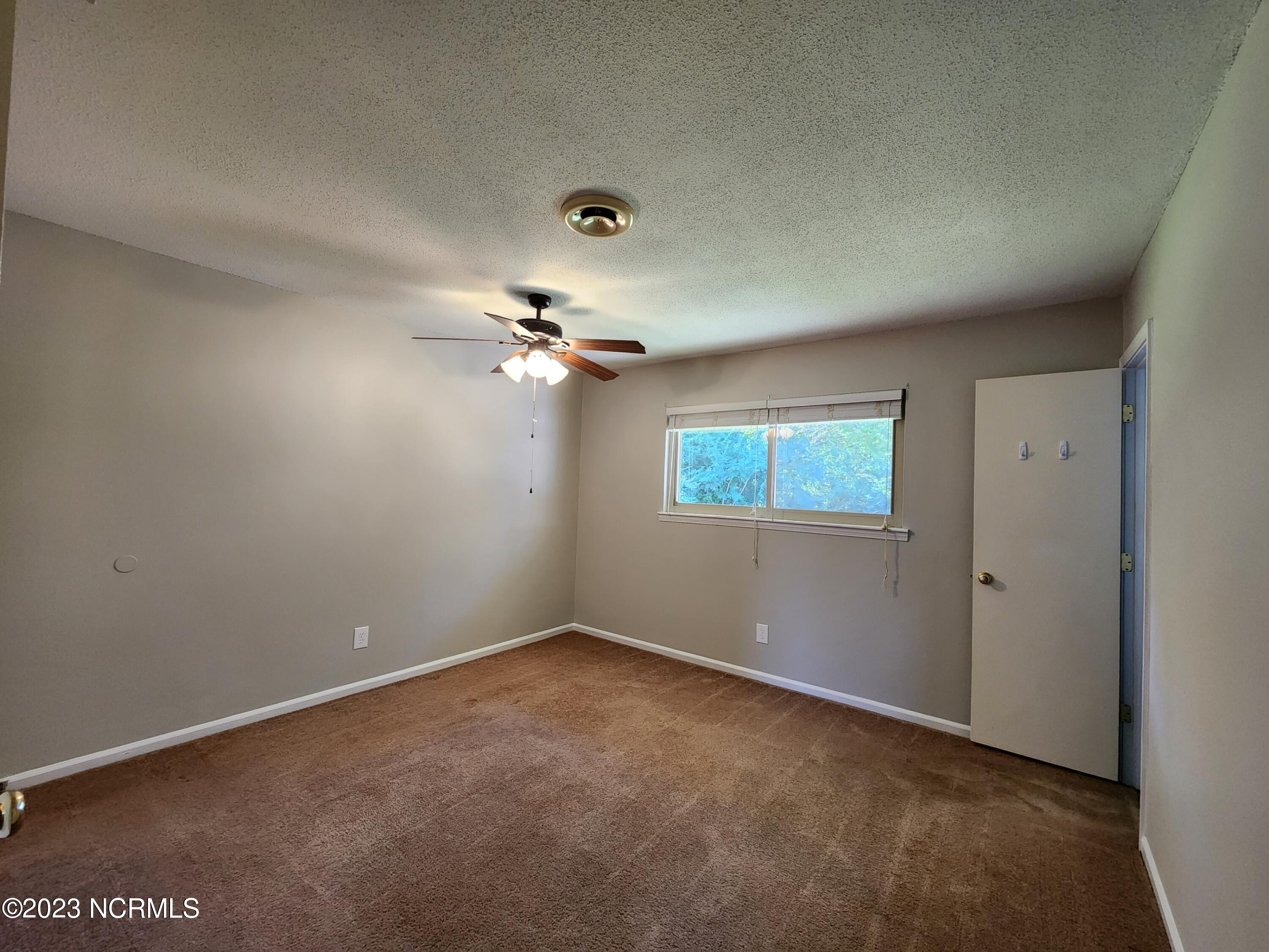 100568111 | Photo 13