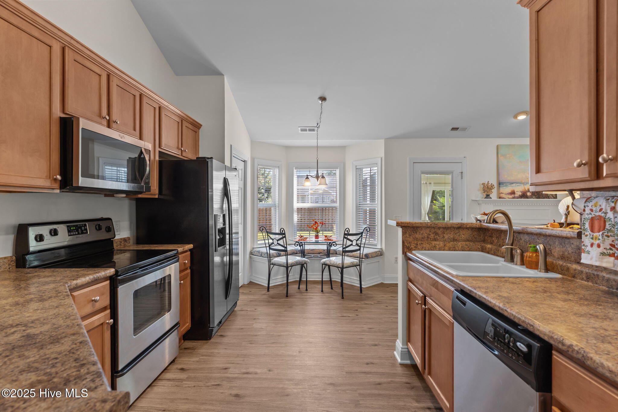 100537939 | Photo 13