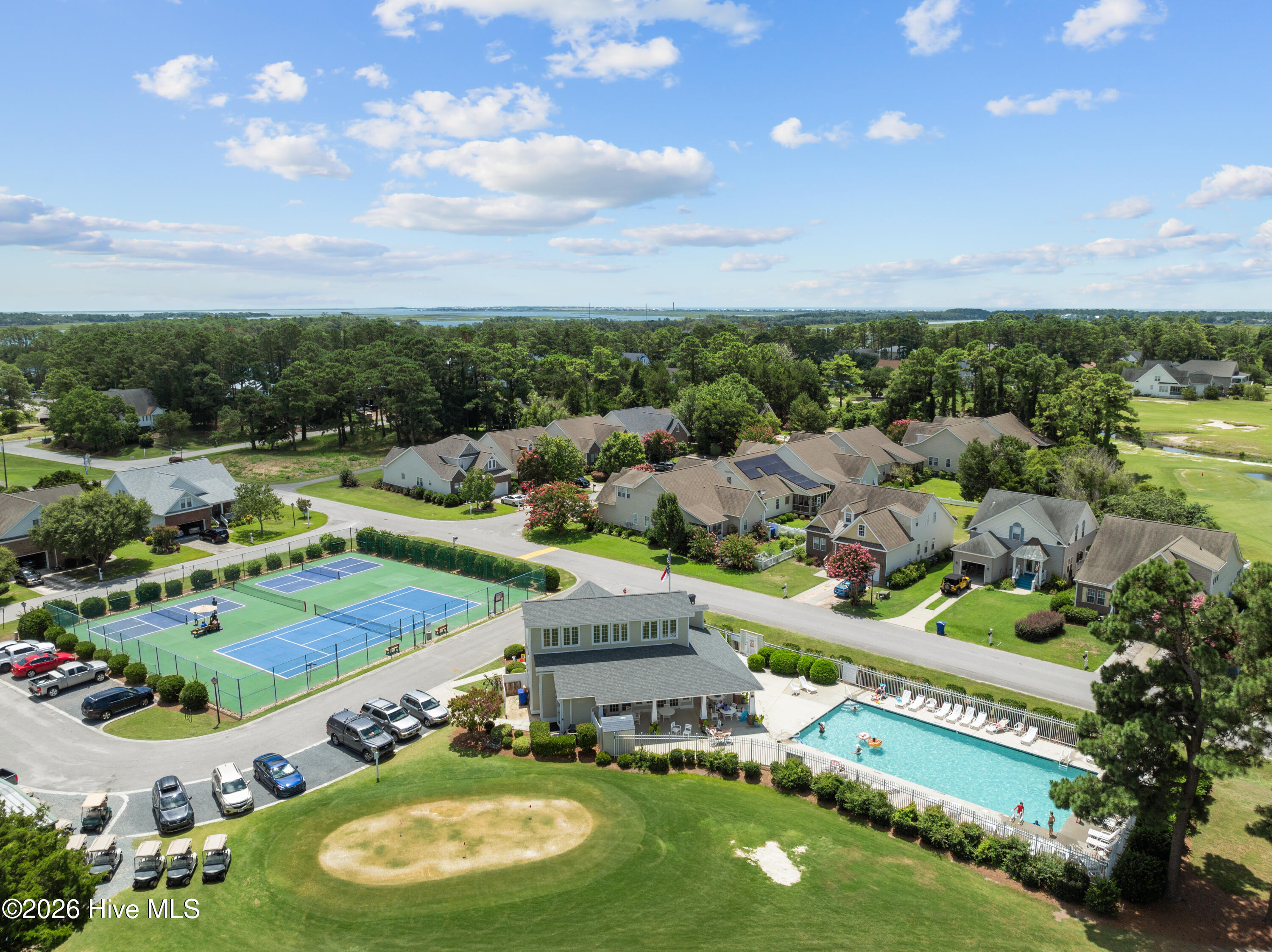 100570621 | Photo 45