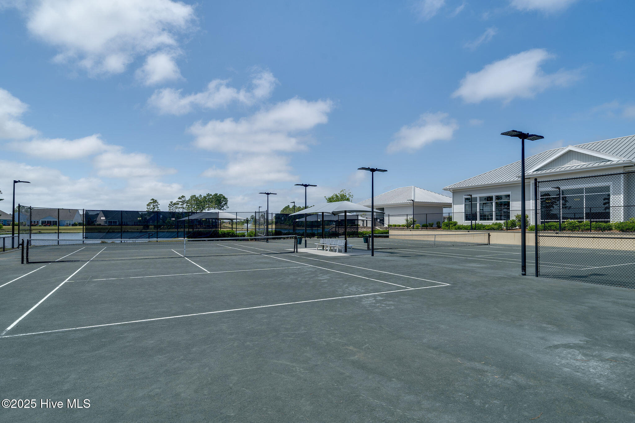 100522757 | Photo 61