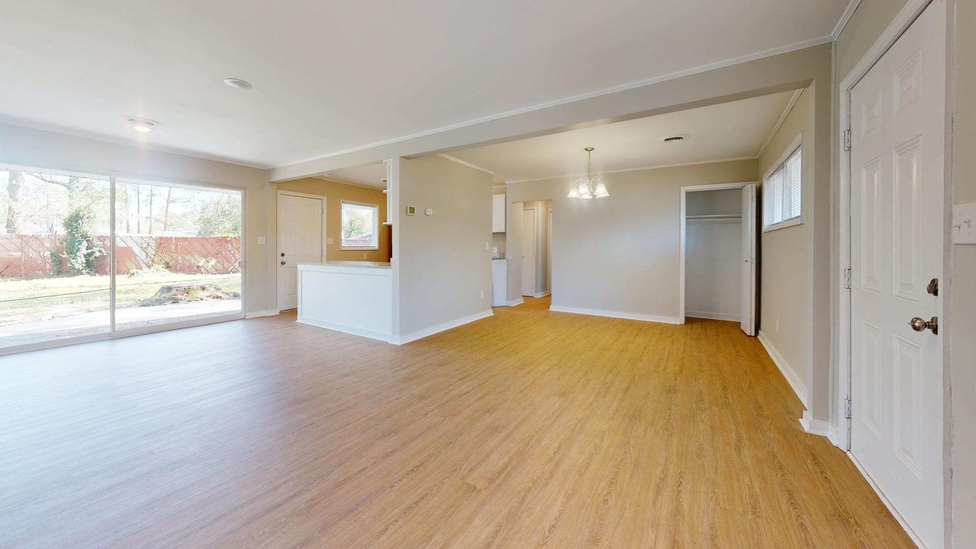 Raleigh Full View Side