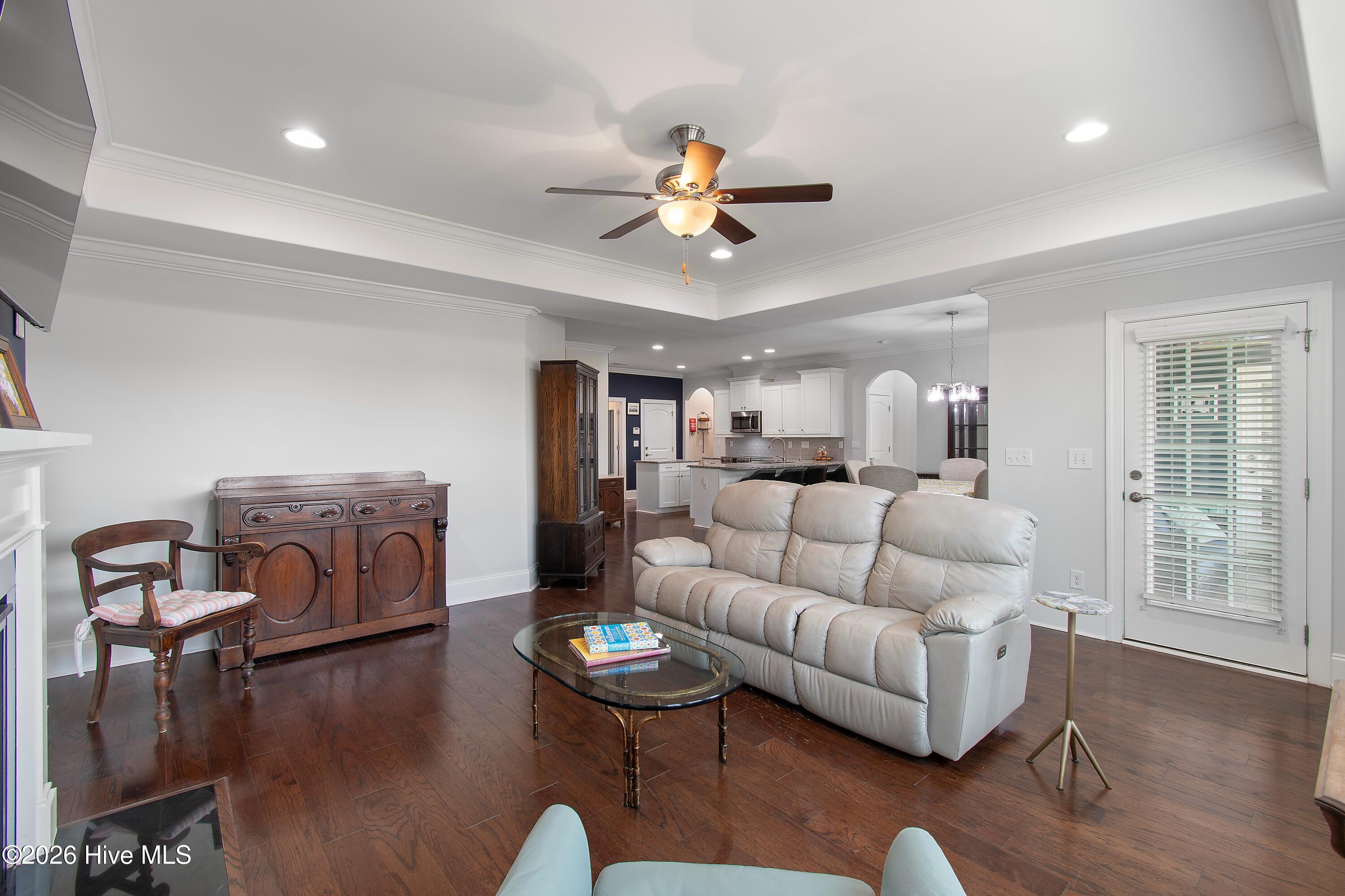 100548400 | Photo 16