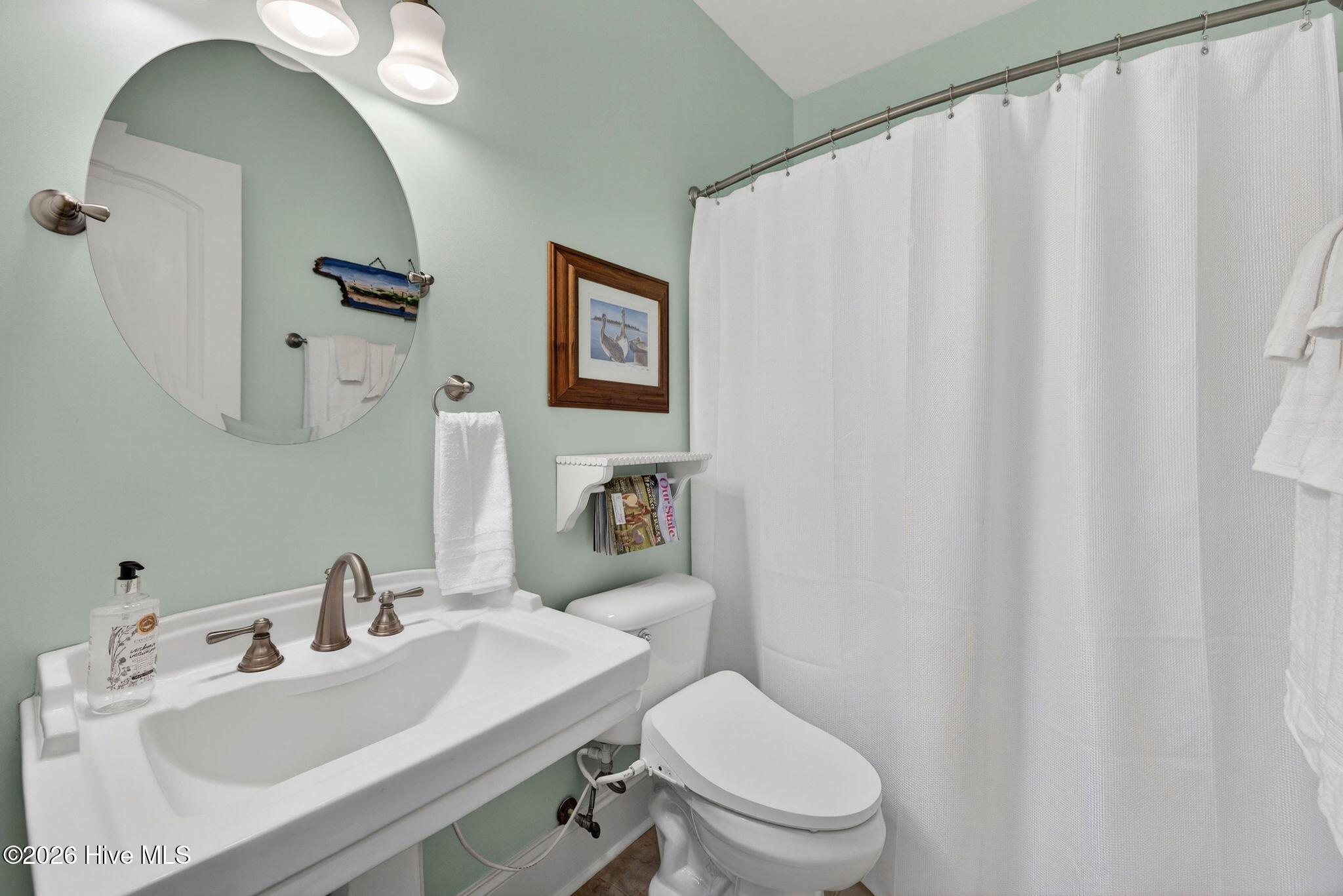 100570117 | Photo 39