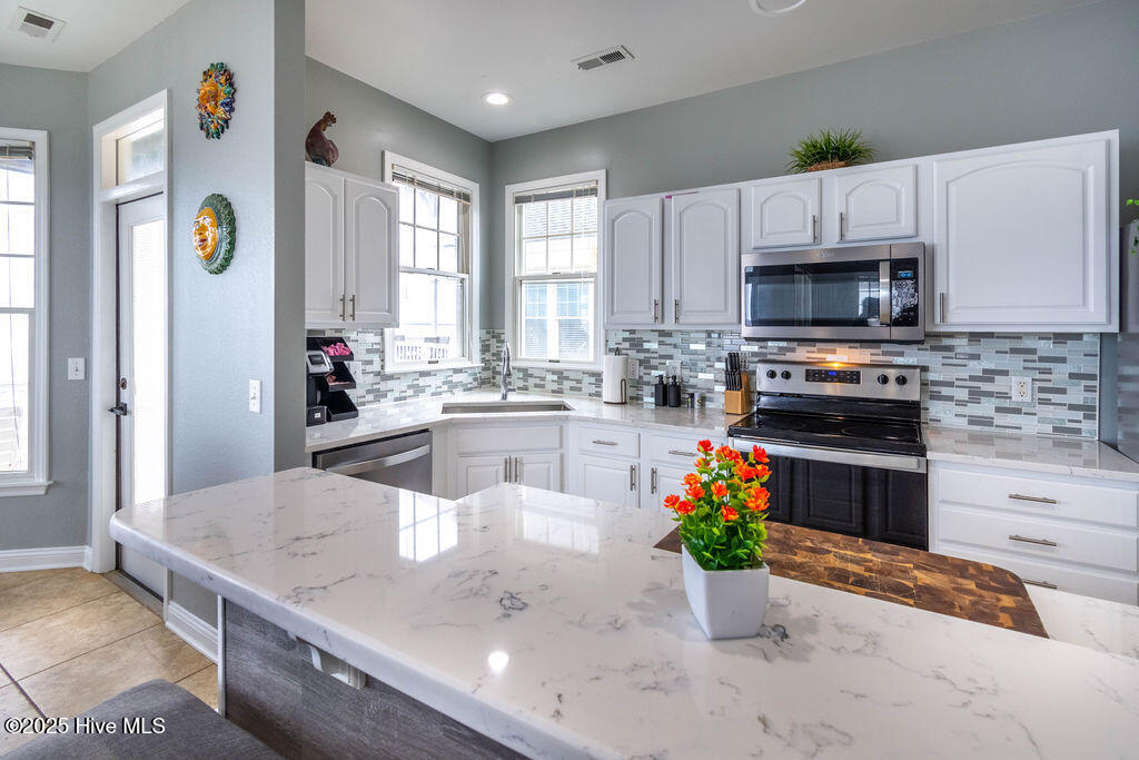 73 Ballast Point Drive, Manteo, NC, 27954