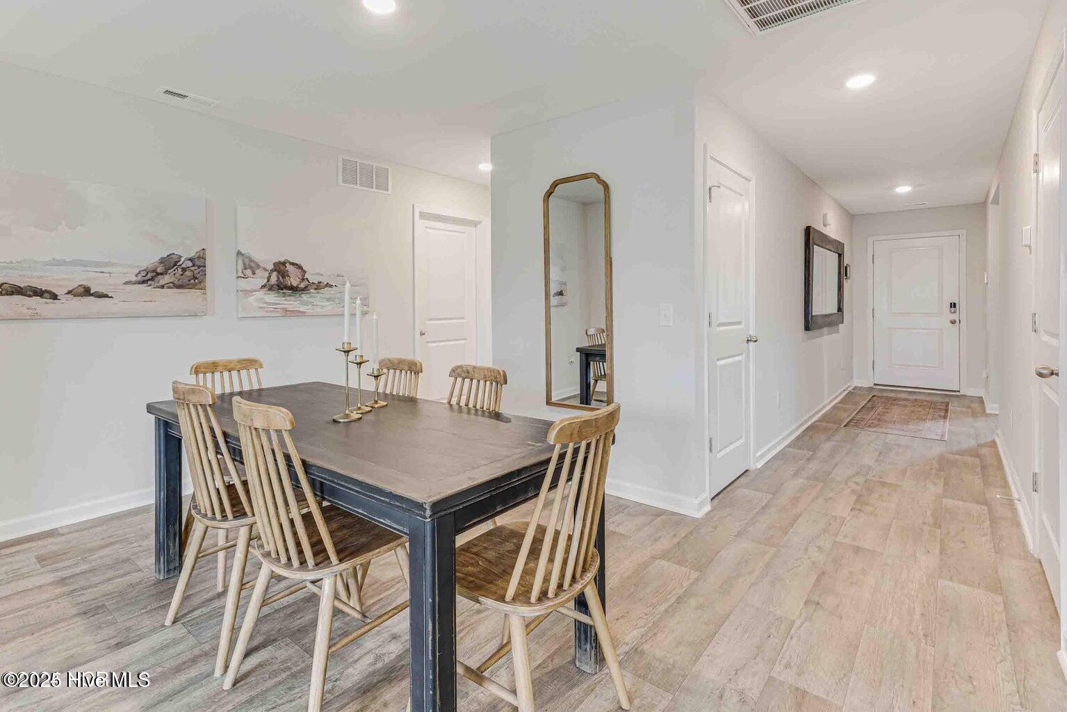 100544639 | Photo 15