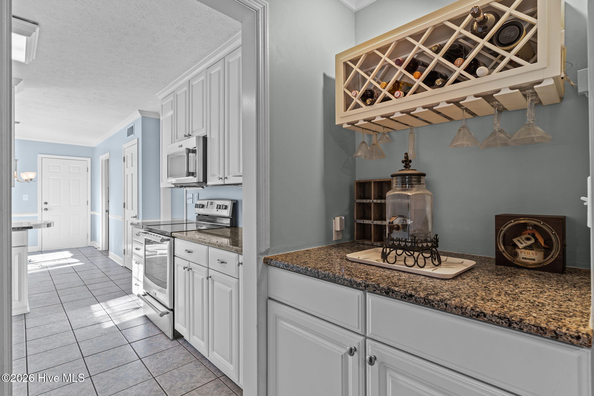 100550743 | Photo 32