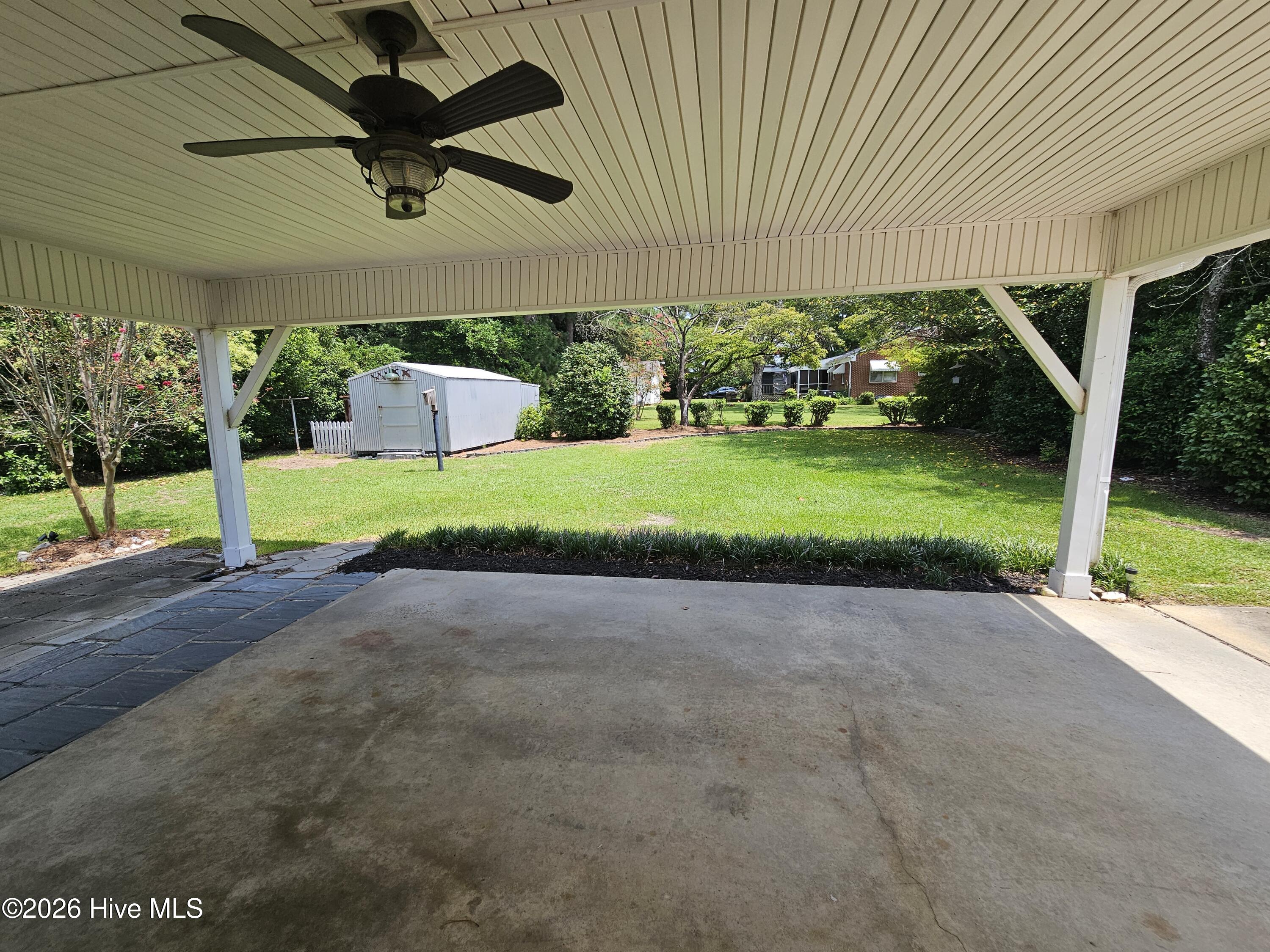3rd image of 702 Stewart Ave, Clinton, NC 28328 | MLS# 100596833