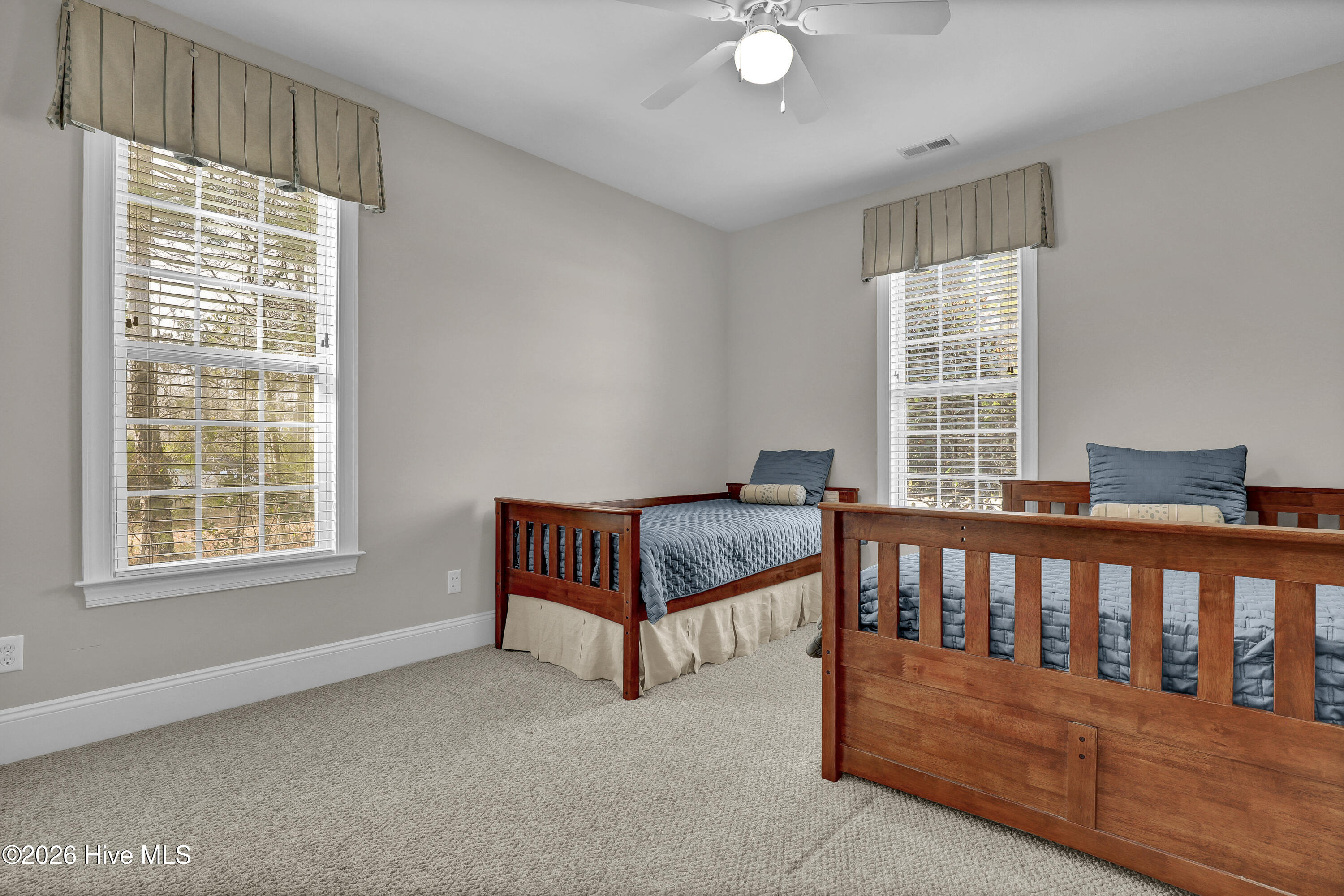 100549522 | Photo 27