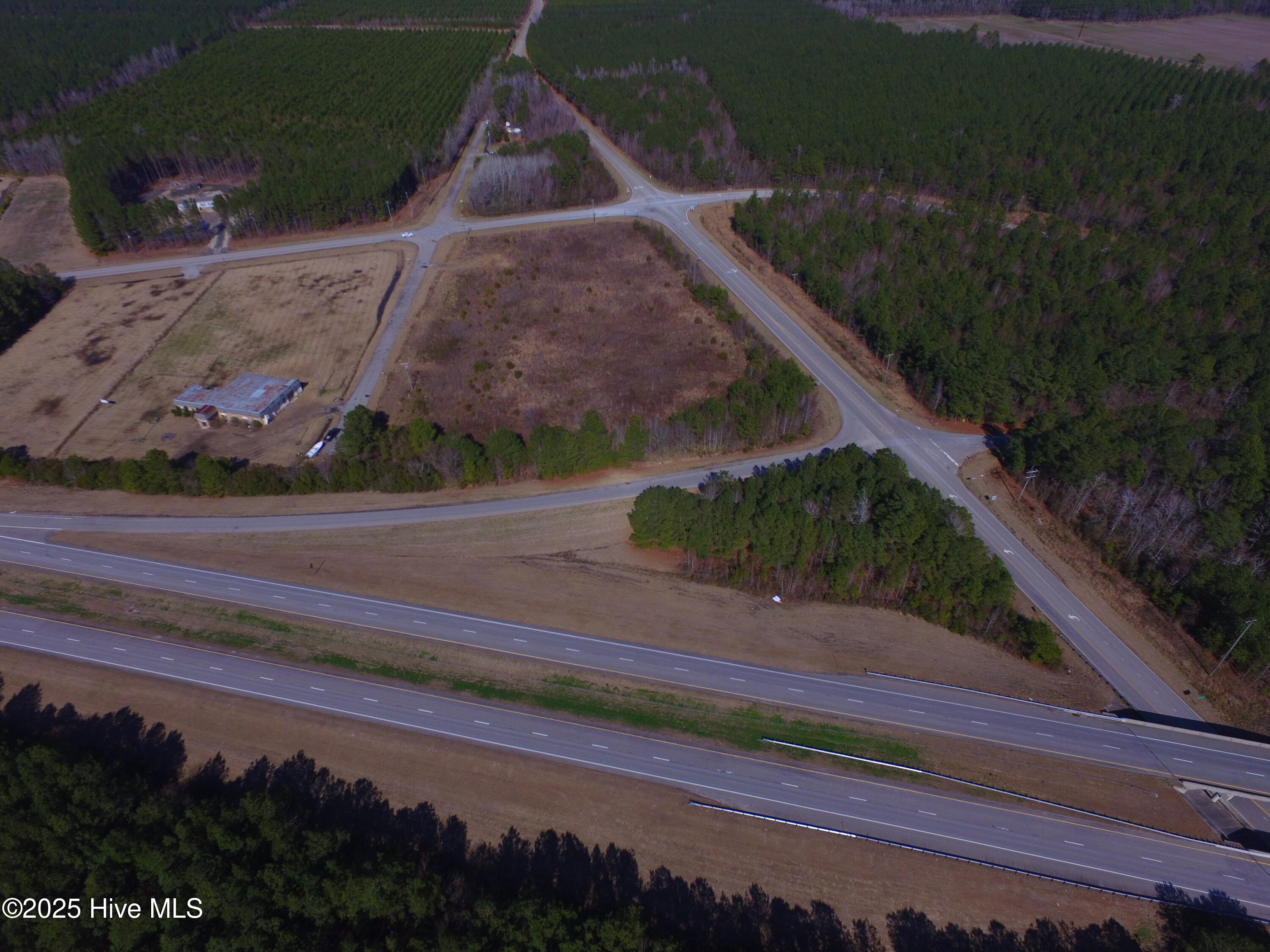 BA3E0A46-E6A3-426D-A4B7-A2B27C180698