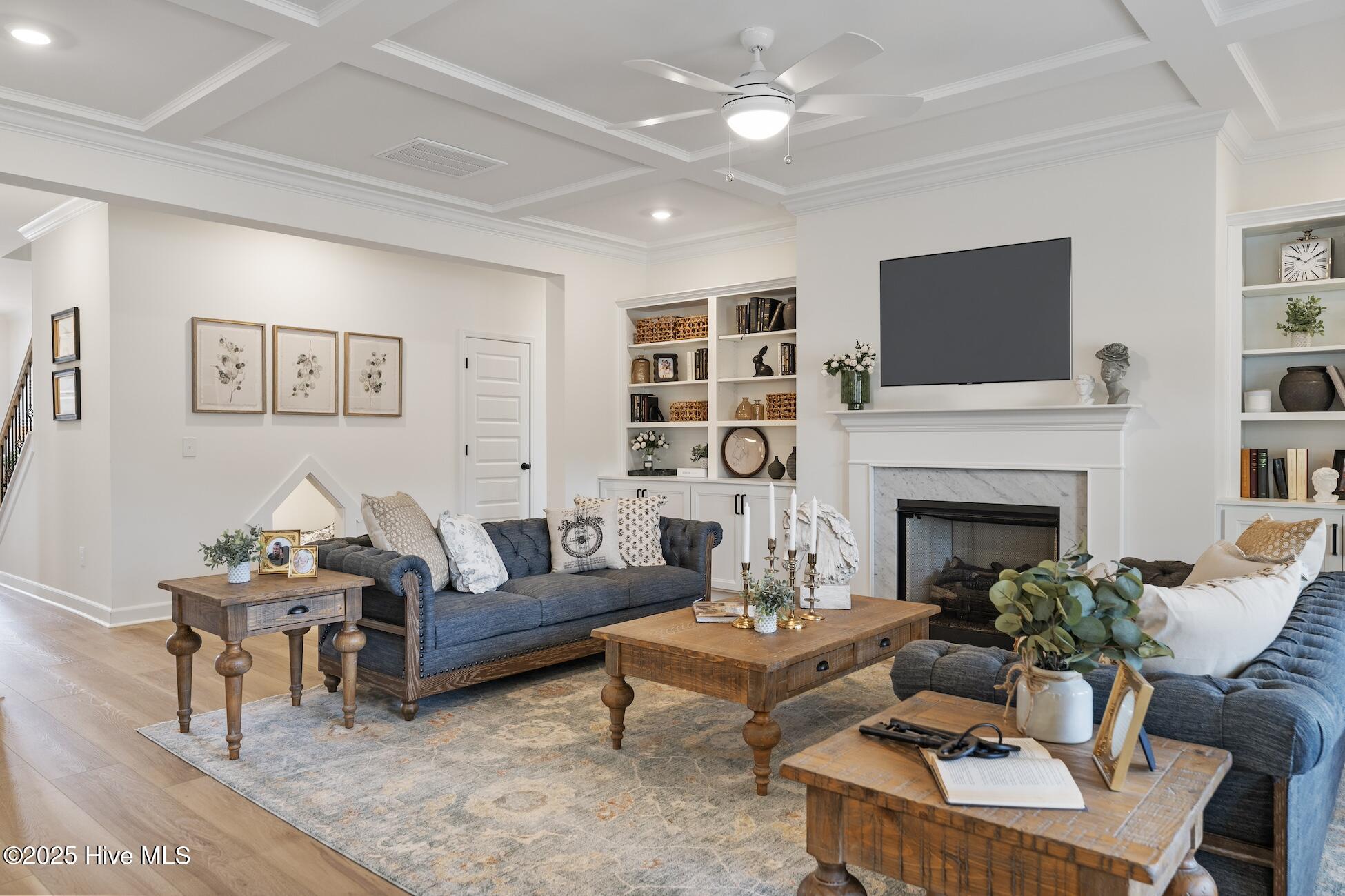 100550675 | Photo 12