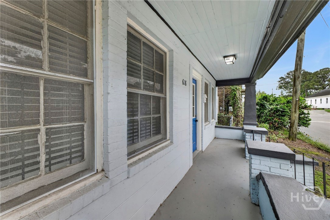 Photo 2 of Single family home for sale at 618 Magazine Ave, Savannah, GA 31415 | MLS# SA366127 | Listing updated on 2026-10-08