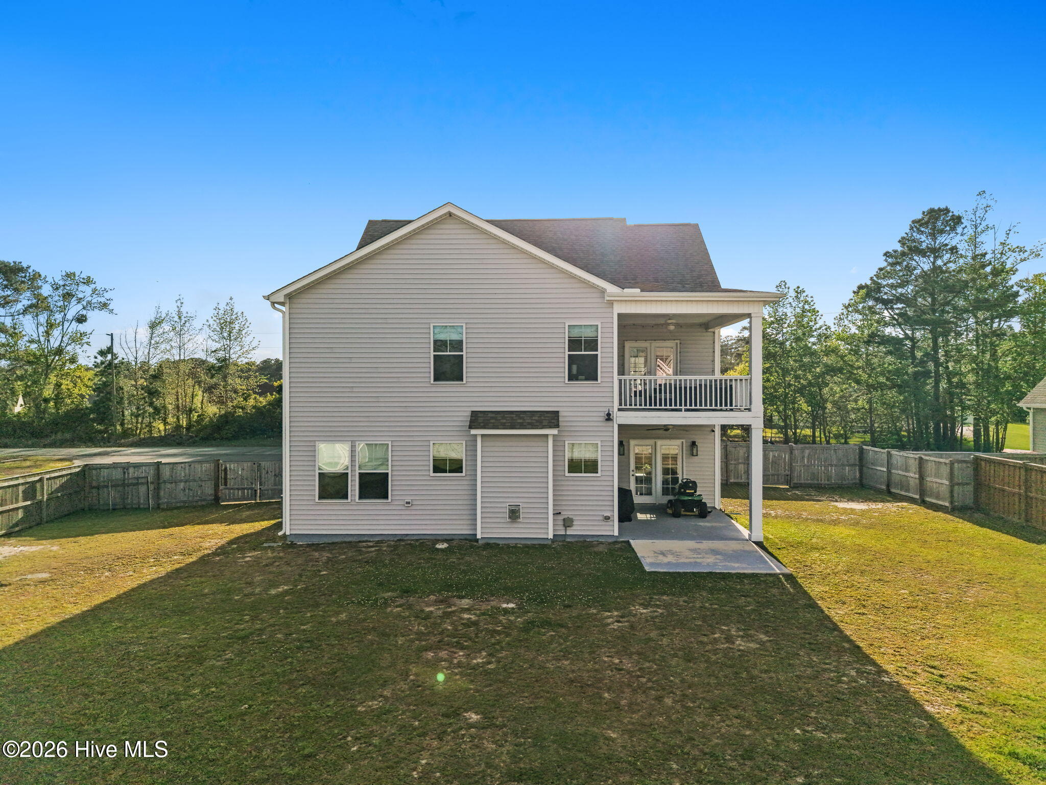 100564954 | Photo 49