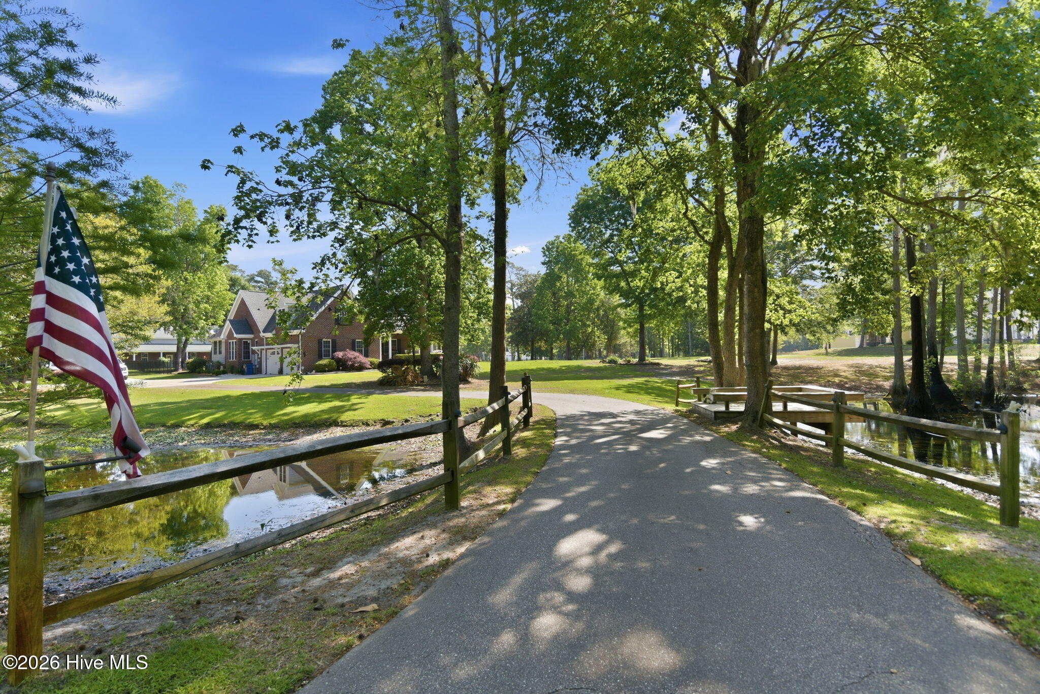 100570615 | Photo 66