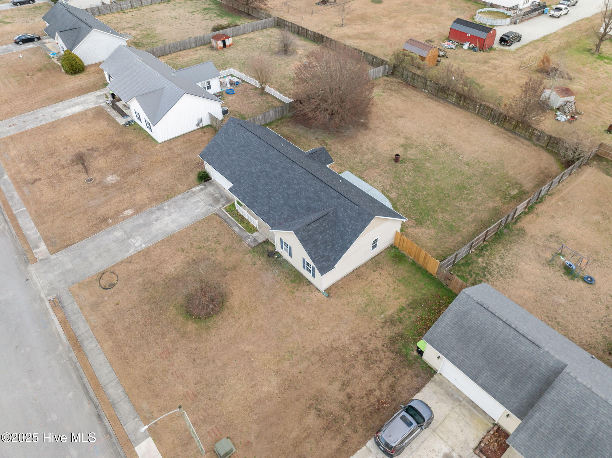 100547097 | Photo 37