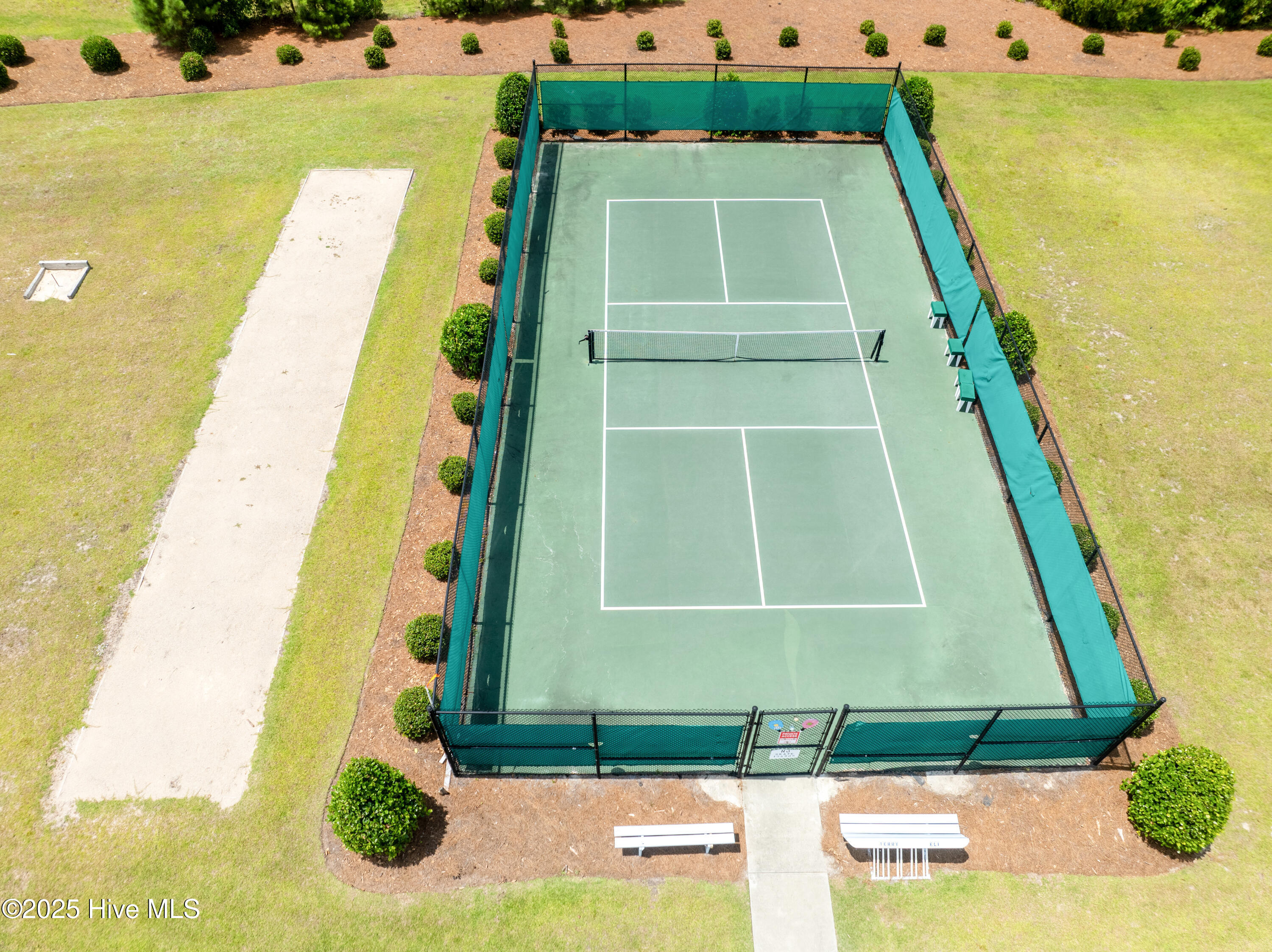 100521762 | Photo 51