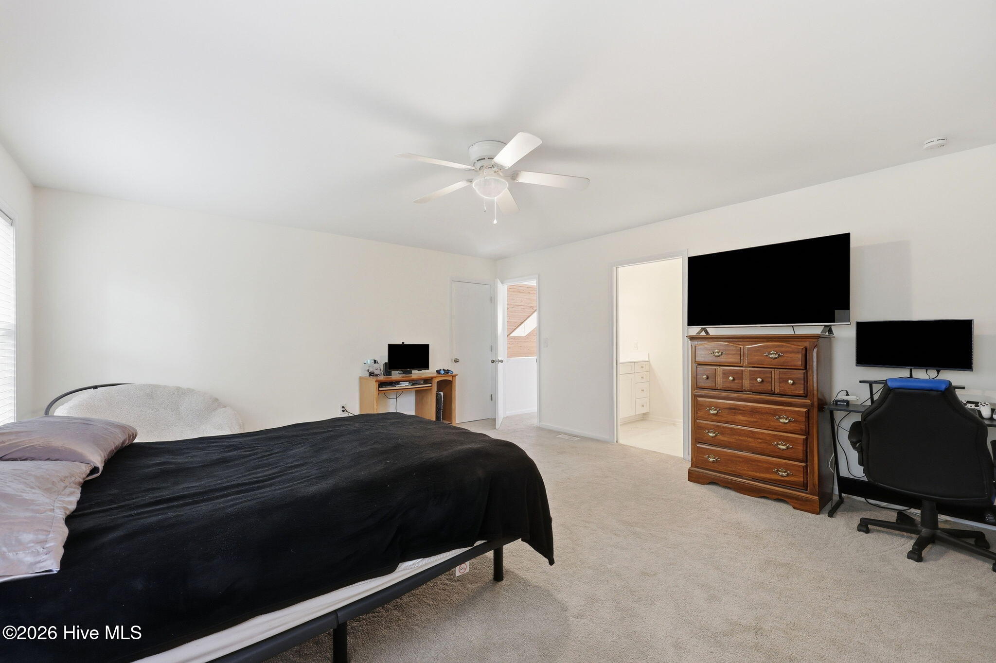 216 Lord Granville Drive,Morehead City