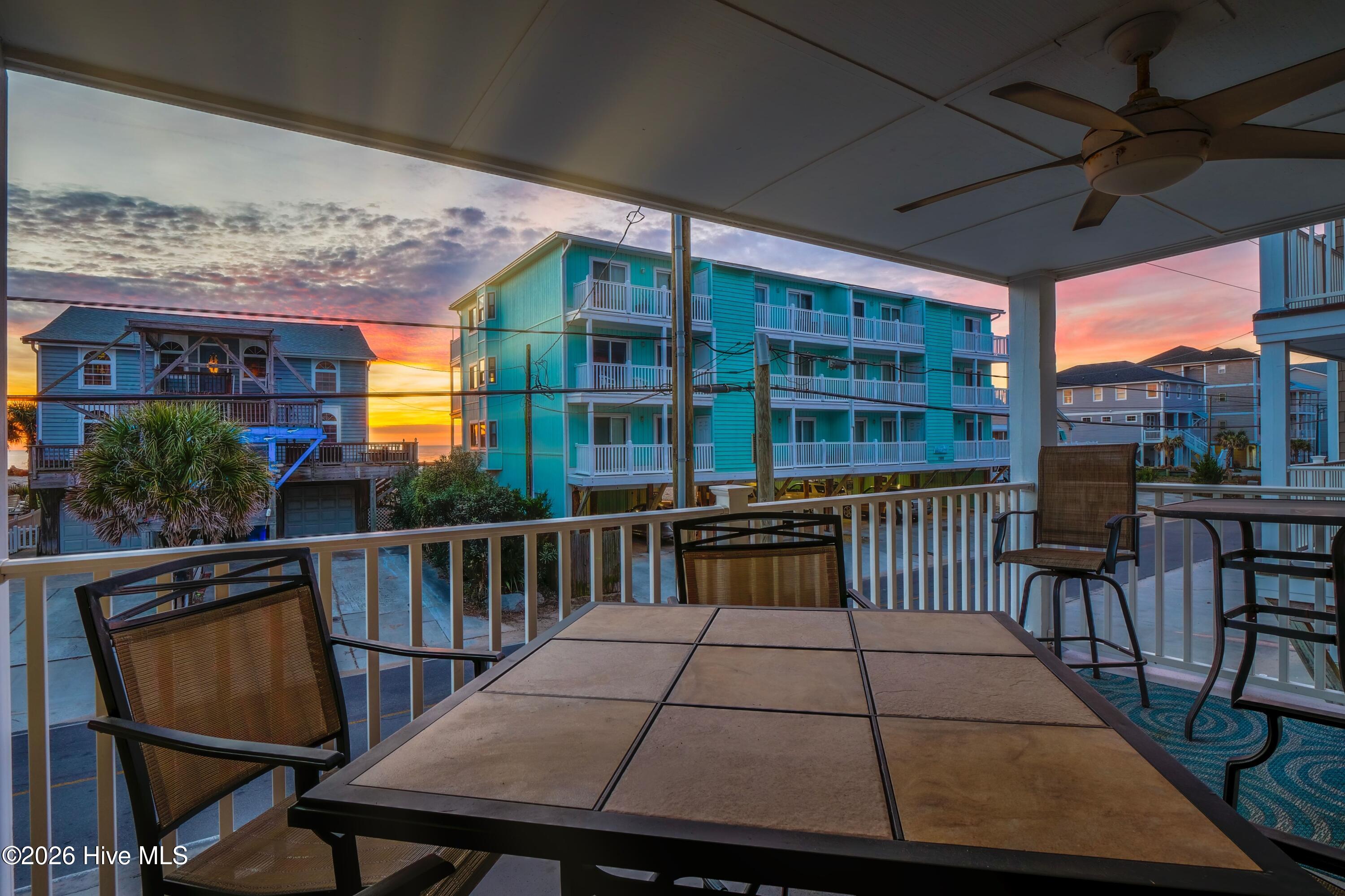 100549670 | Photo 17