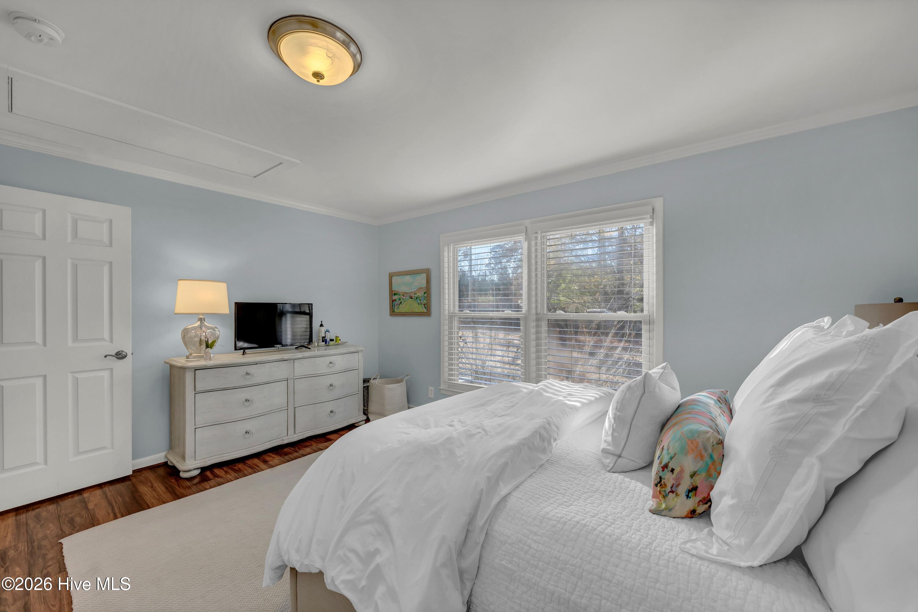 100547947 | Photo 19