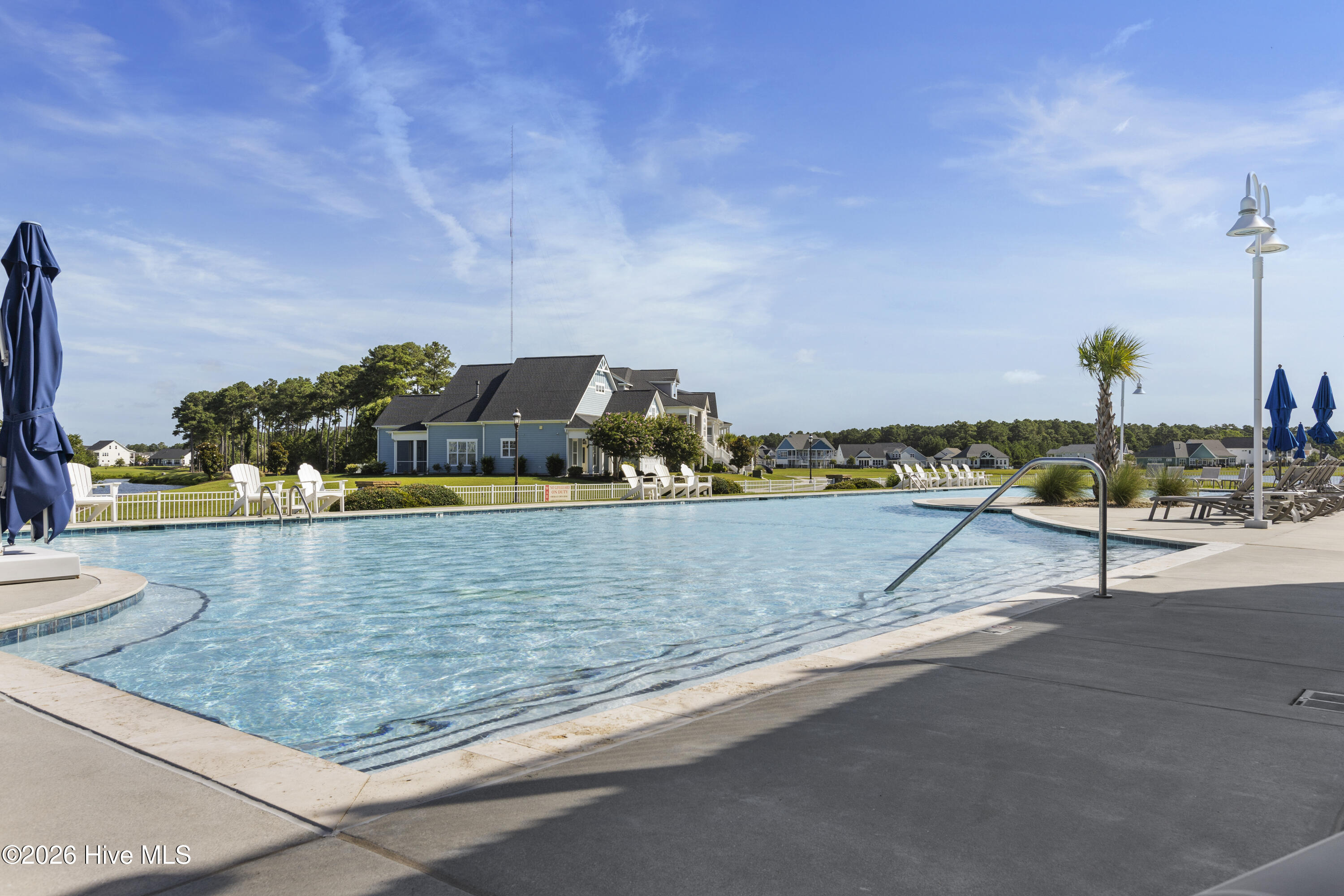 100560315 | Photo 19