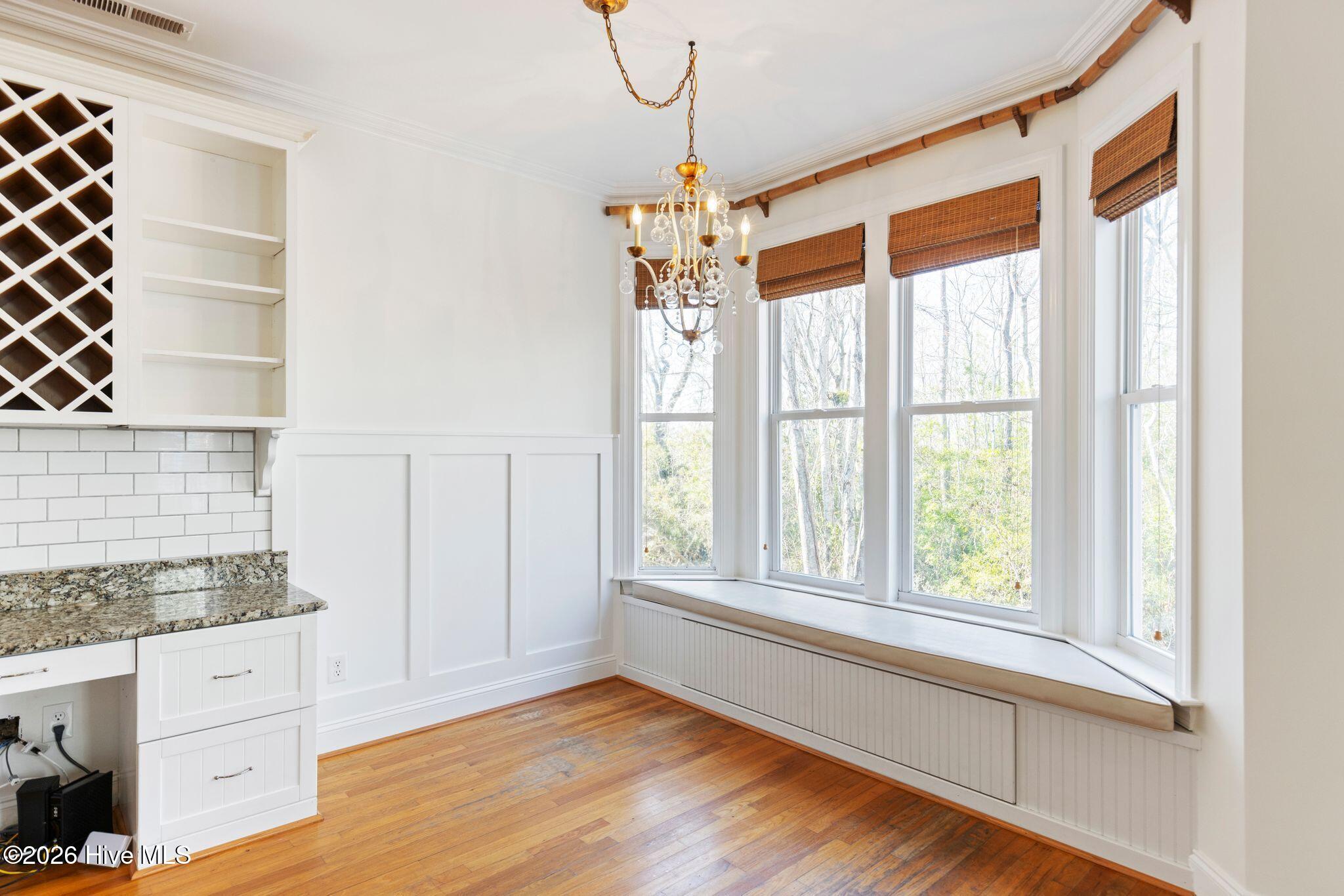 100560146 | Photo 12