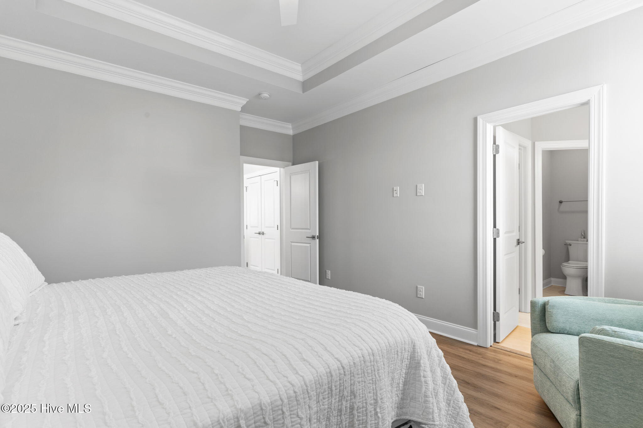 100535167 | Photo 15