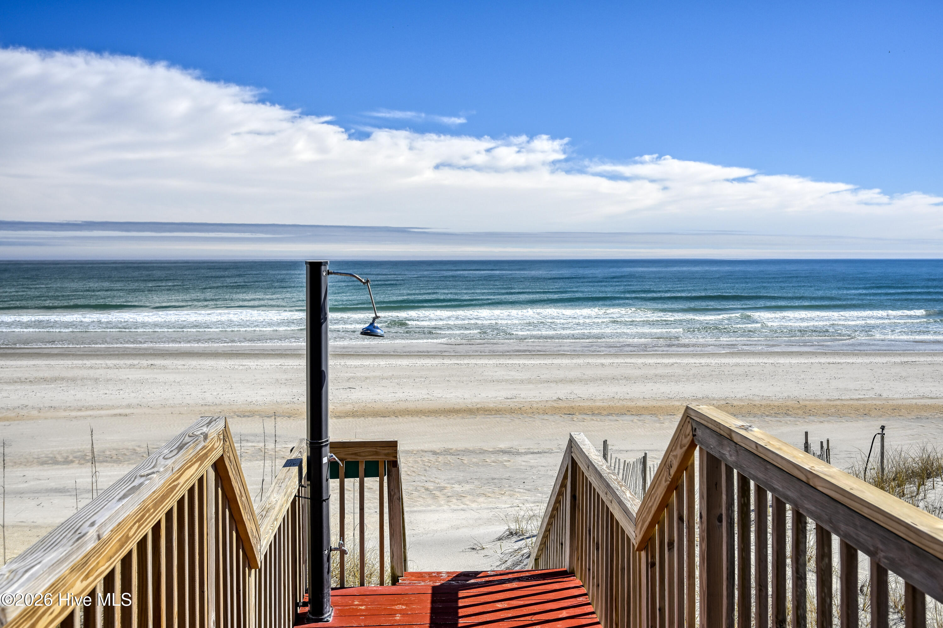 100557799 | Photo 39