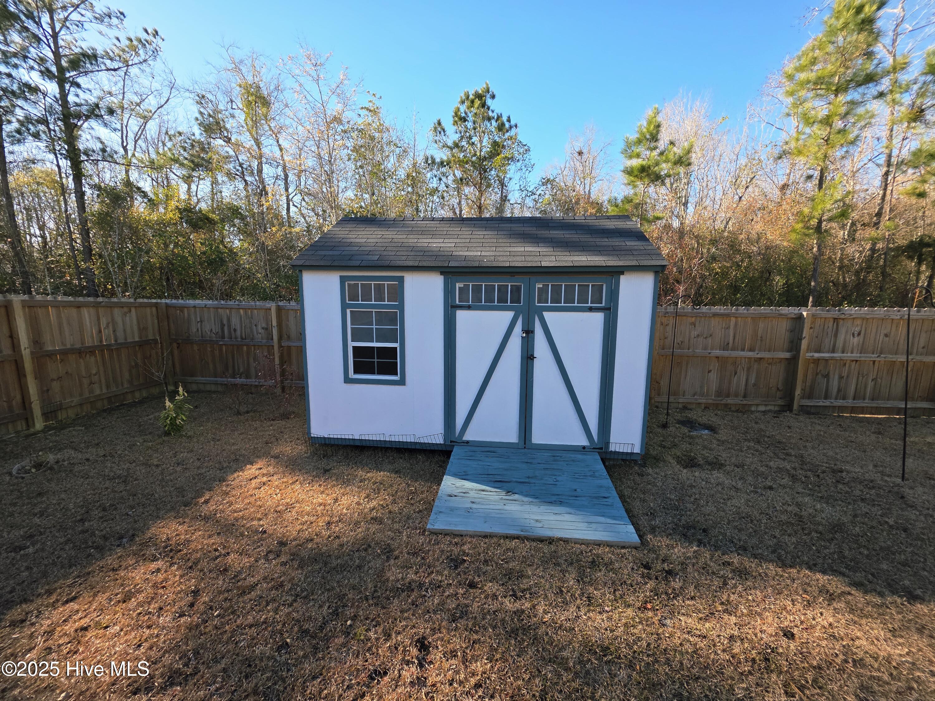 100545567 | Photo 33