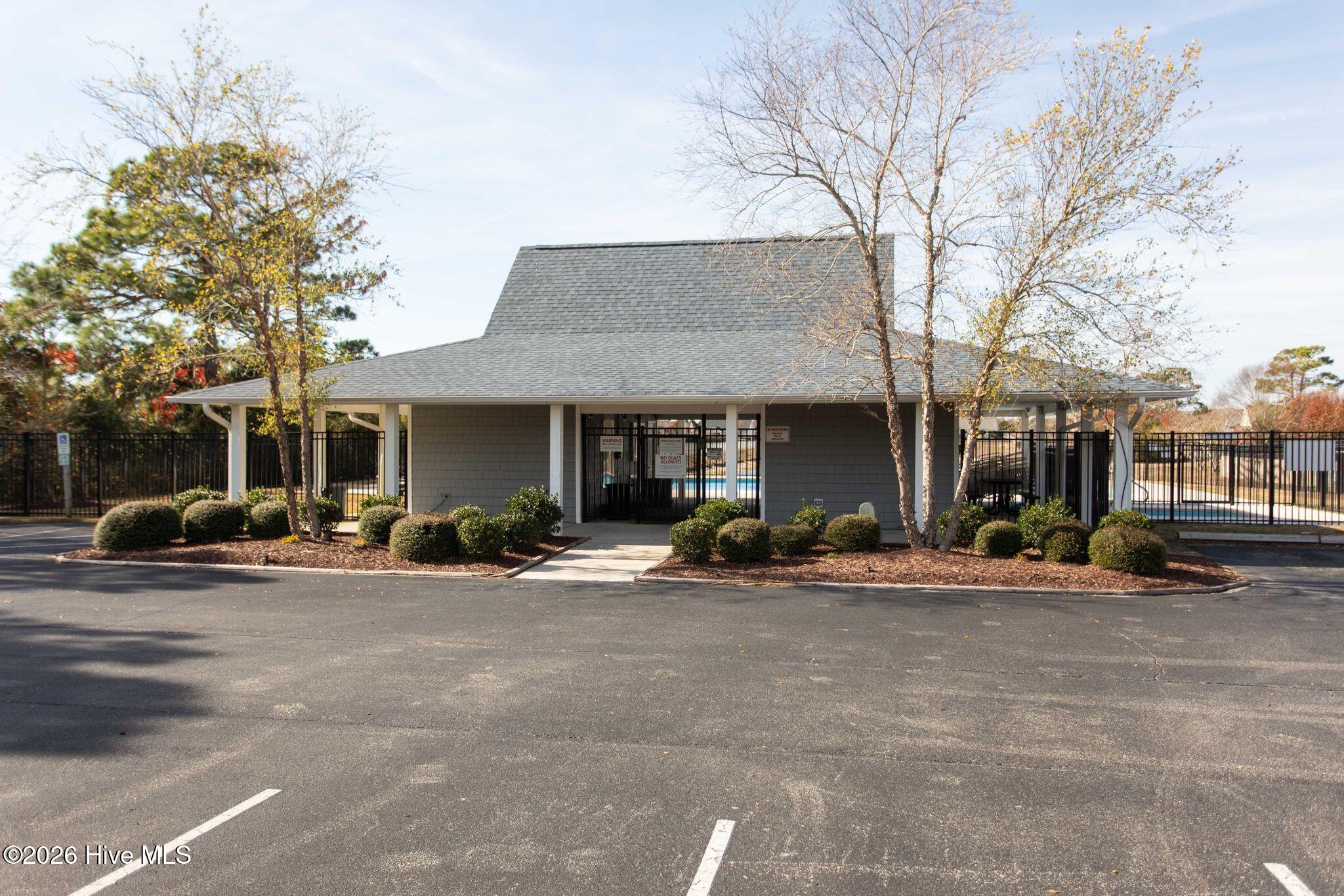 100554747 | Photo 36