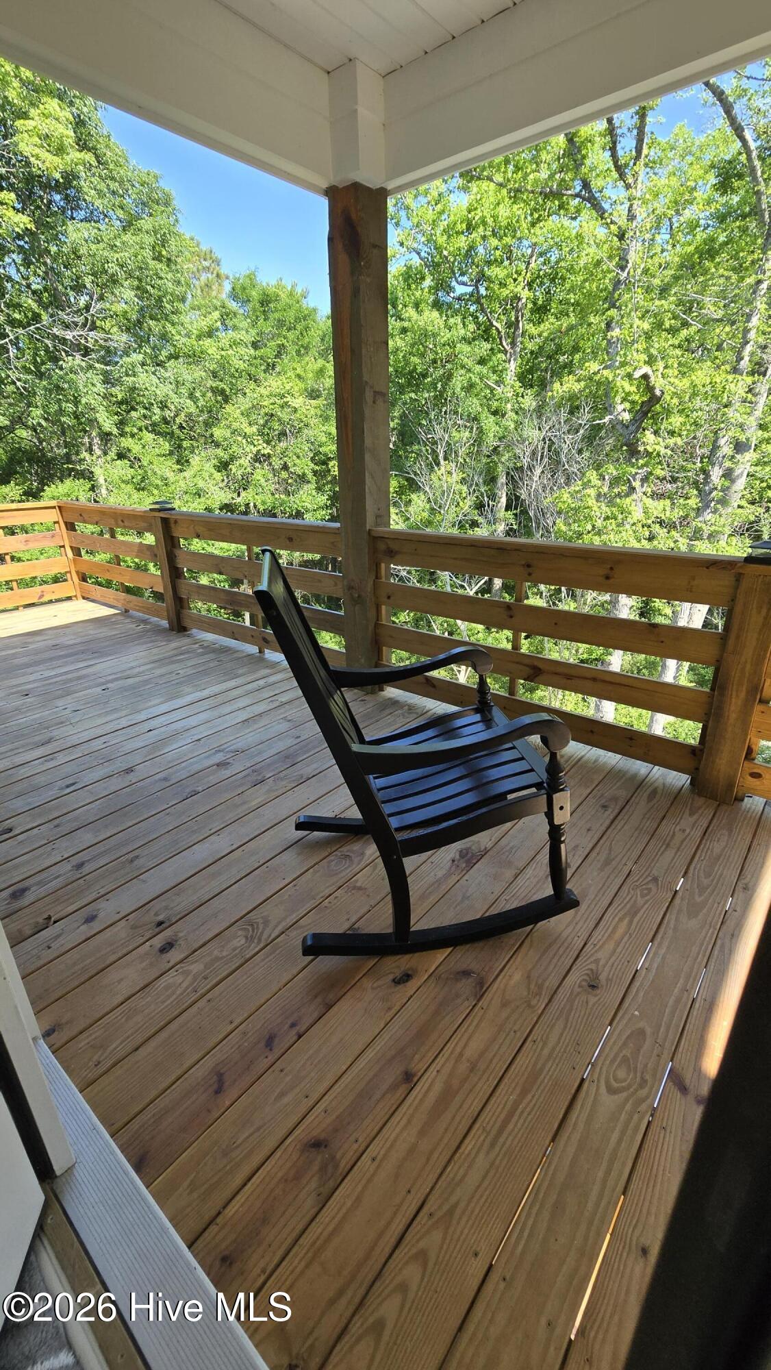 100547303 | Photo 29