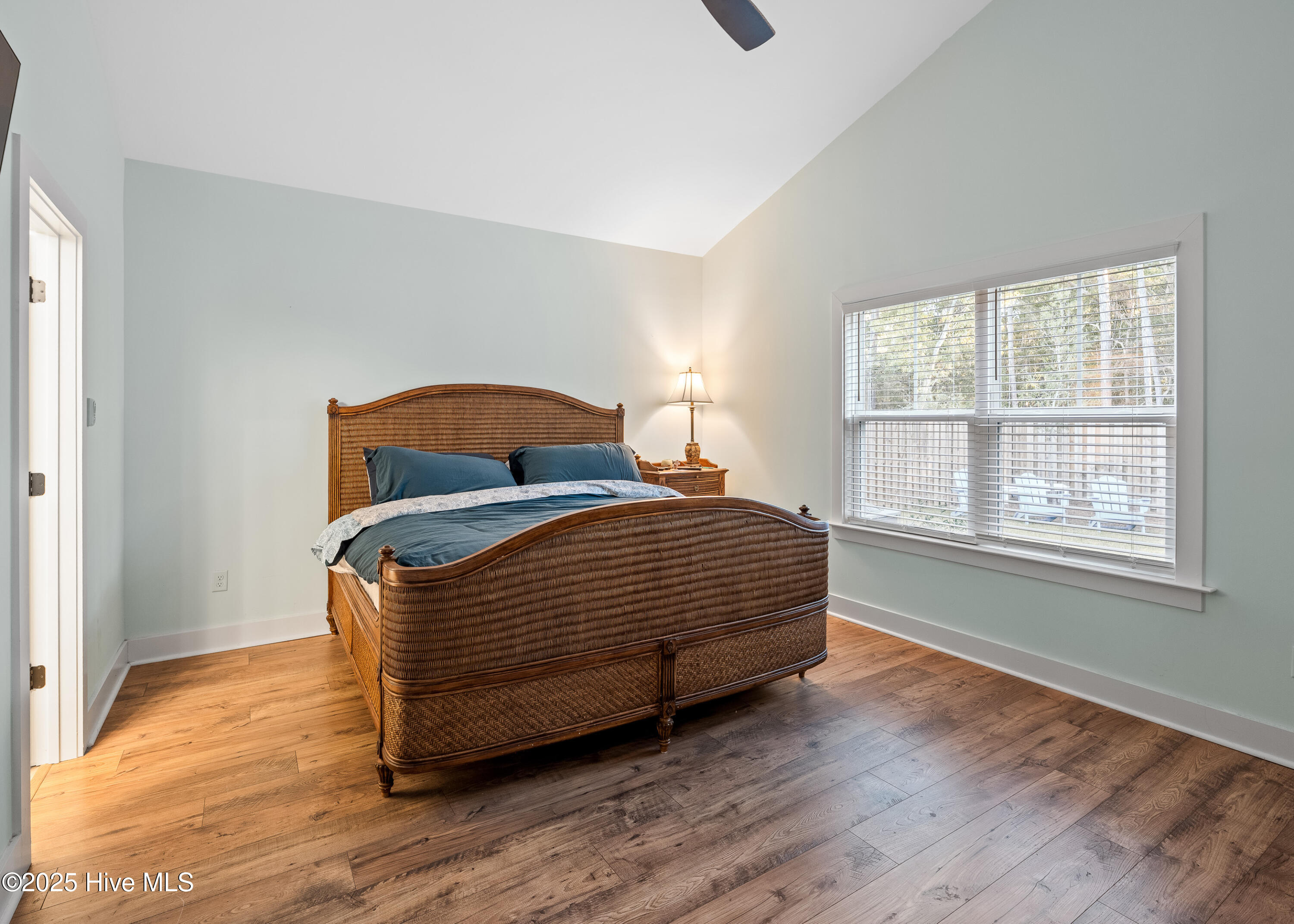 100539814 | Photo 21