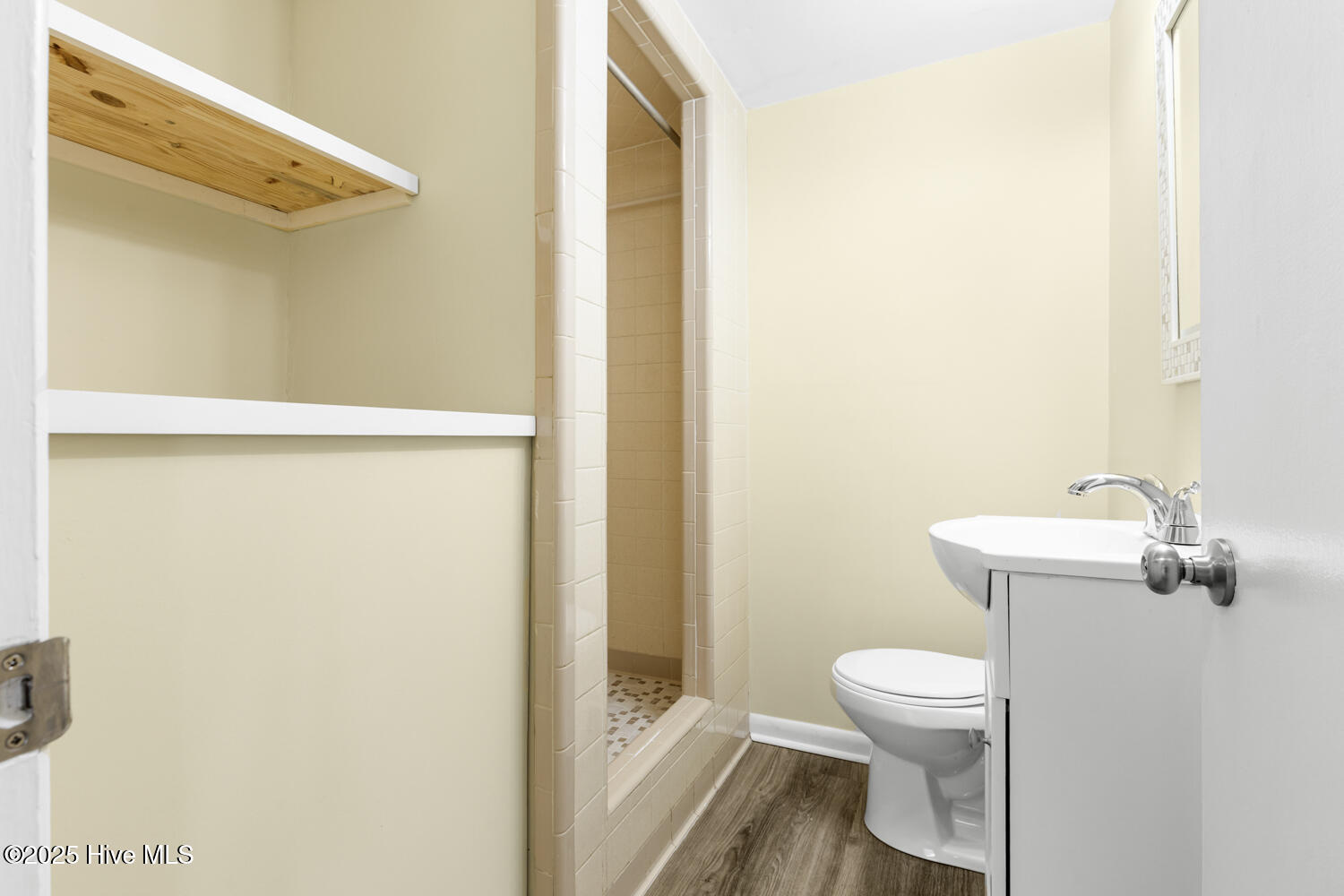 100534316 | Photo 25