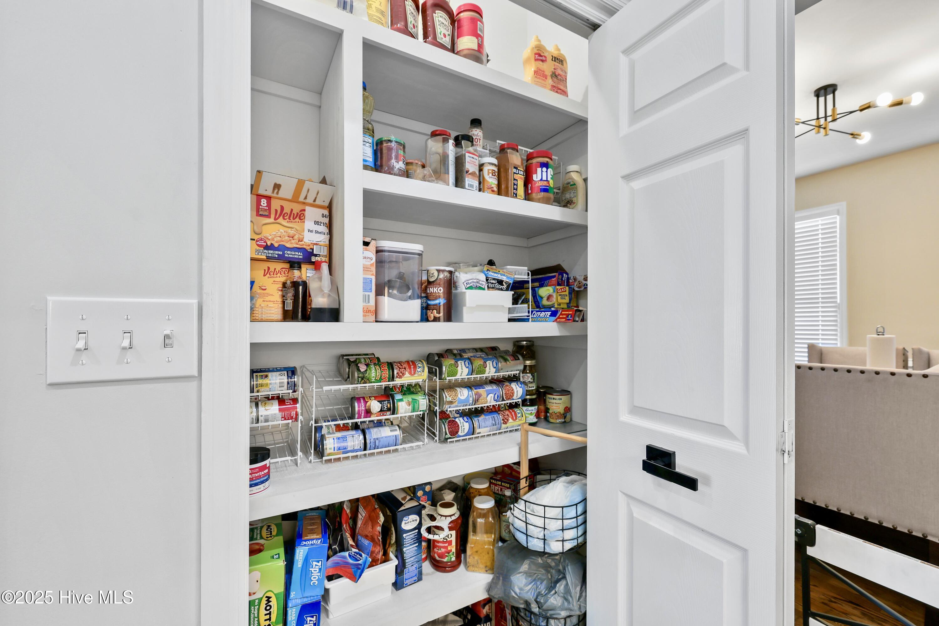 100494735 | Photo 20