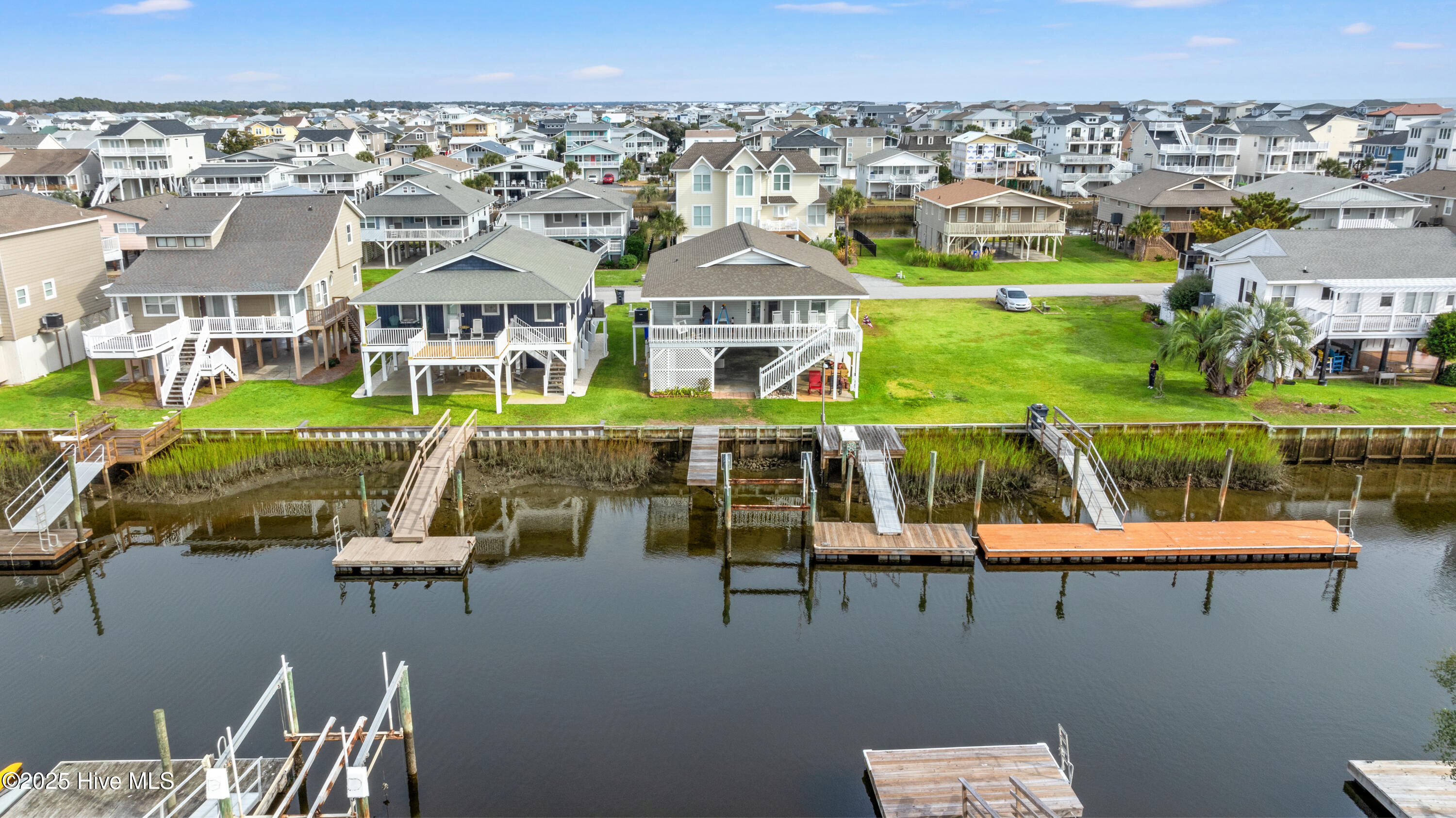 100542792 | Photo 28