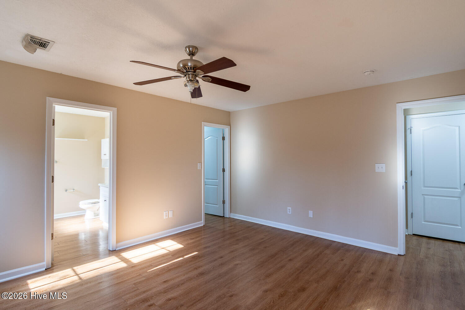 700 Keyes-MLS-12