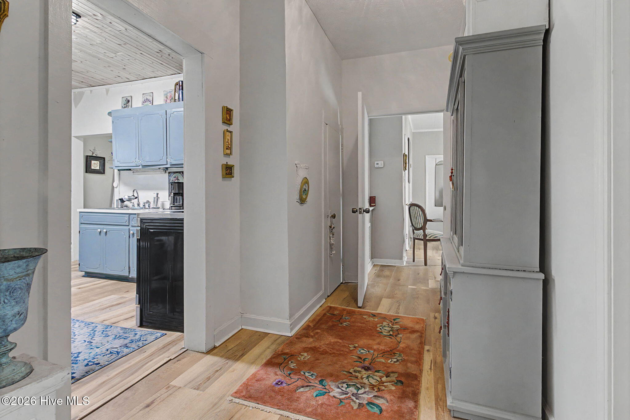 100556985 | Photo 18