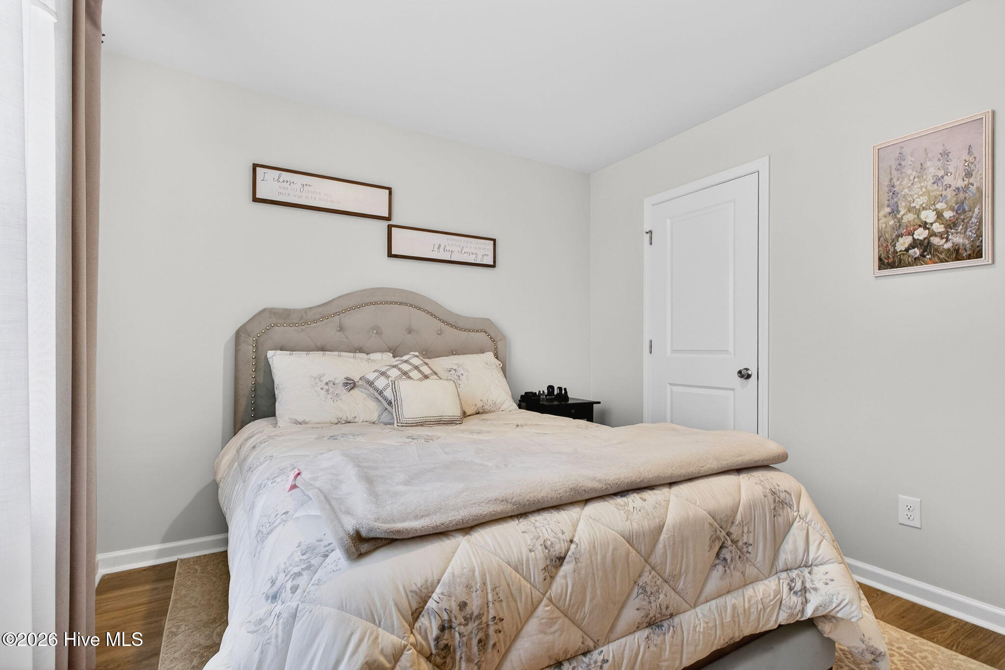 100556133 | Photo 24