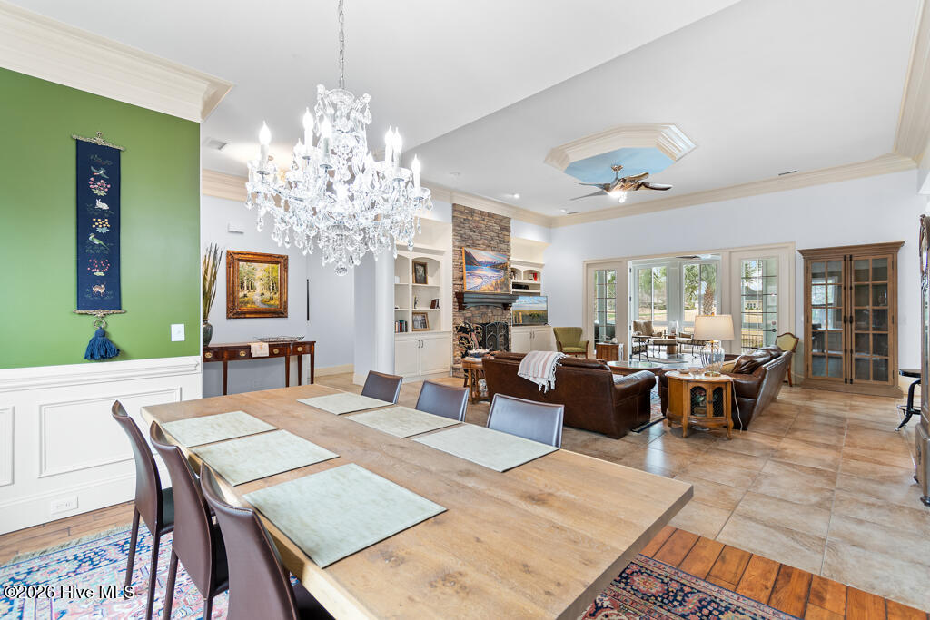 100558482 | Photo 23