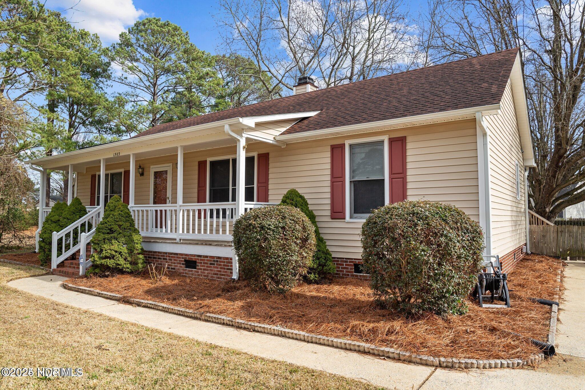 Front Pic - 1303 Cedar Lane