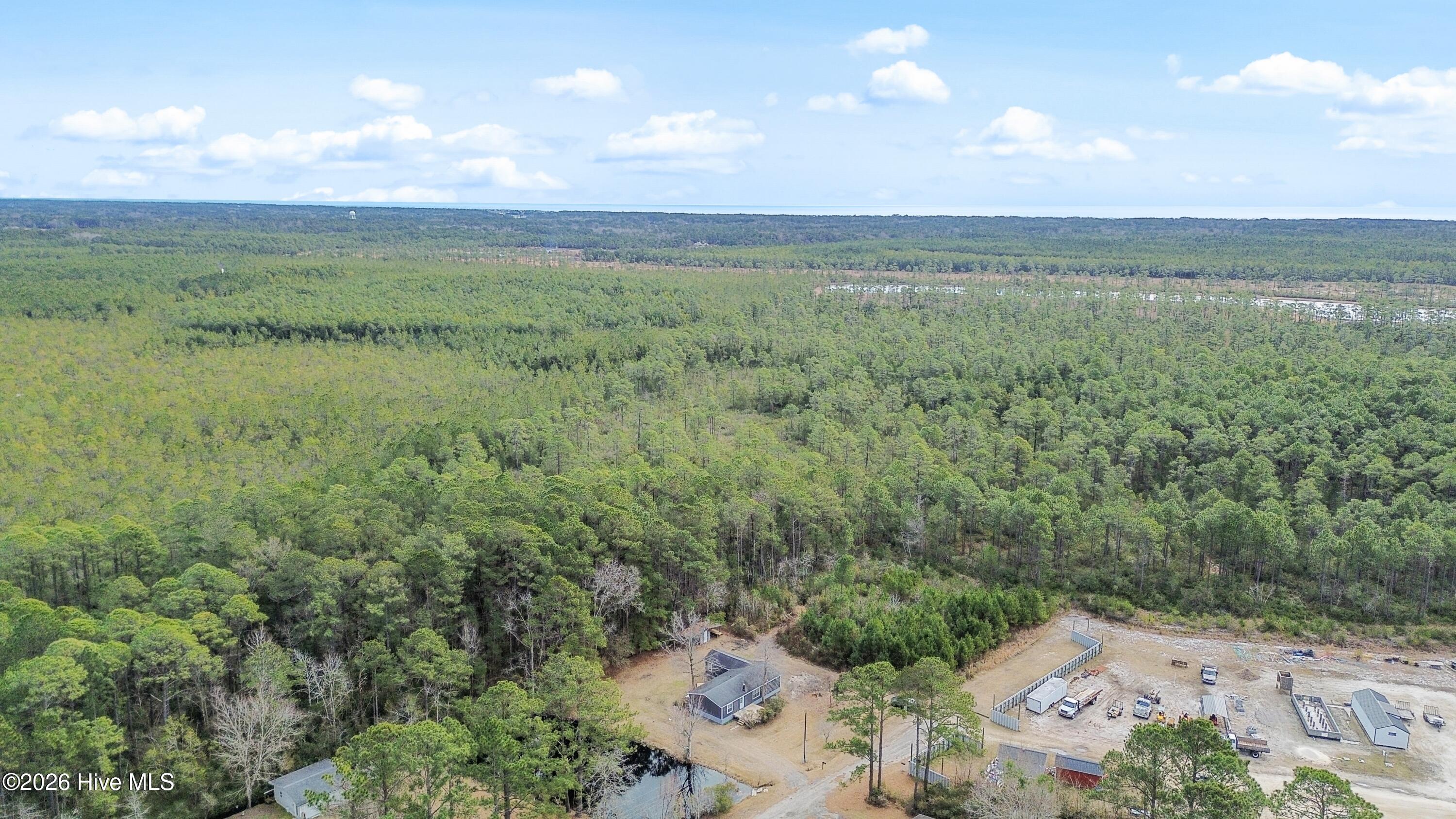 100553842 | Photo 33