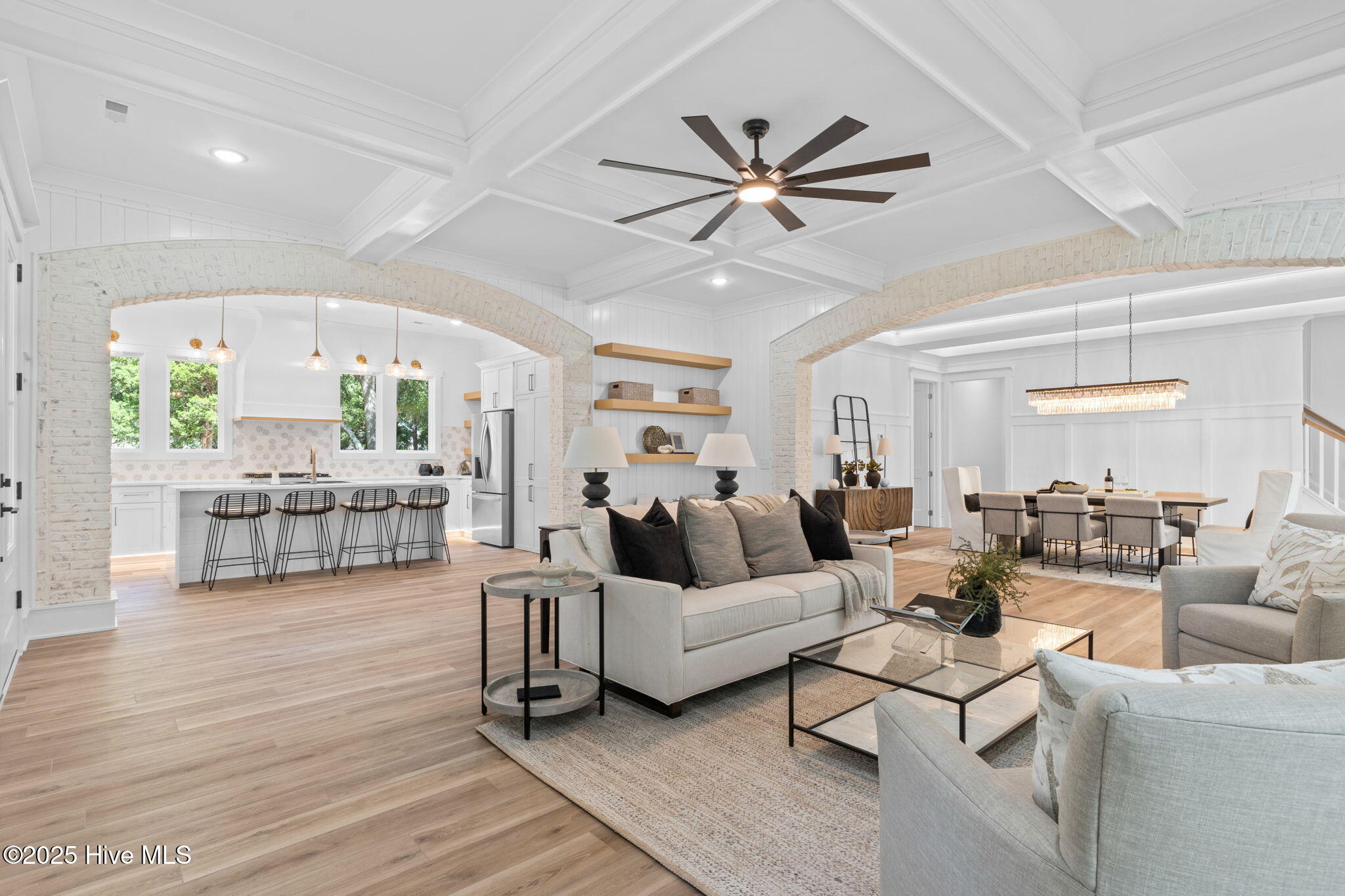 100529099 | Photo 10