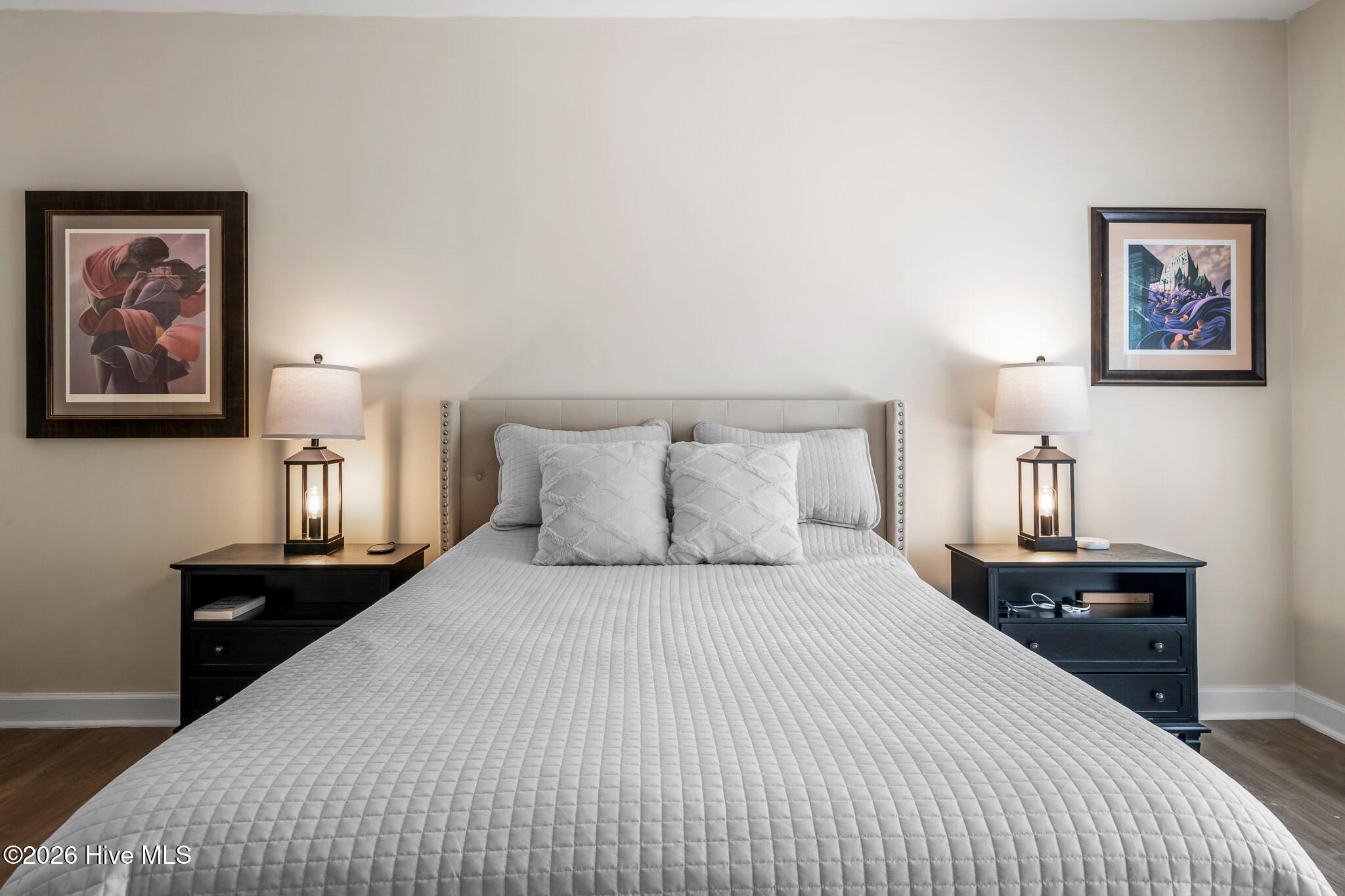 100568438 | Photo 22