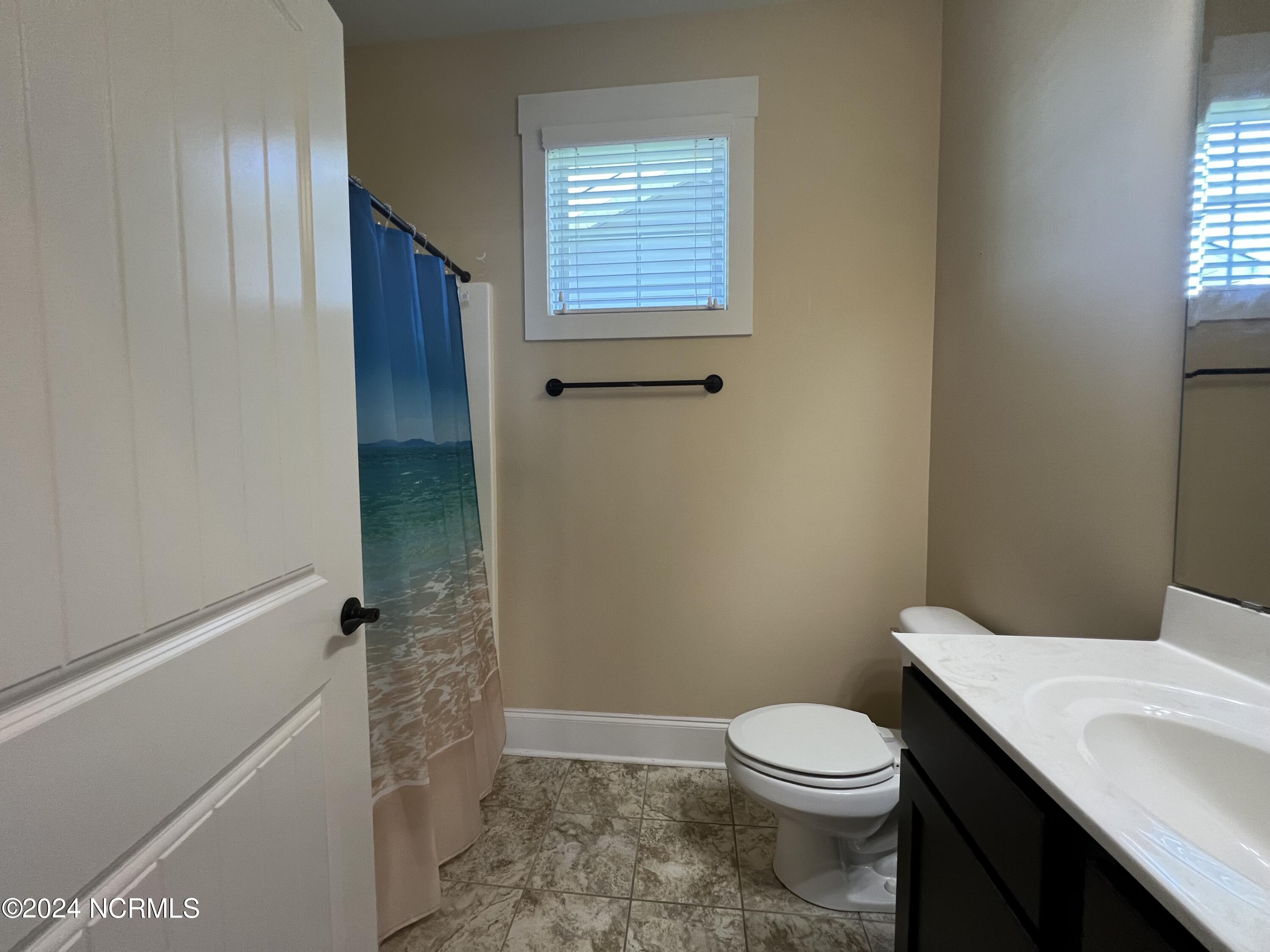 100538556 | Photo 23