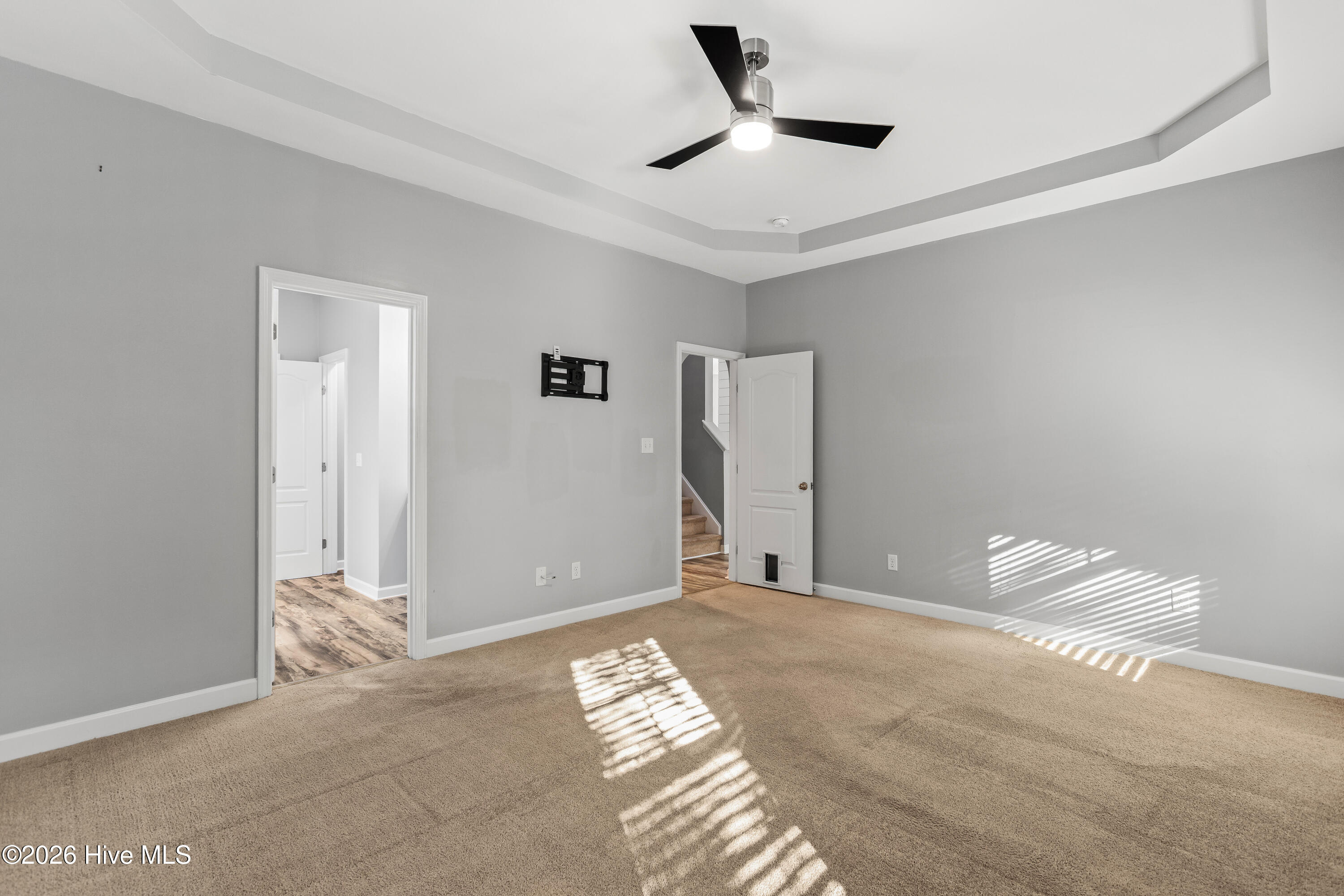 100551493 | Photo 21