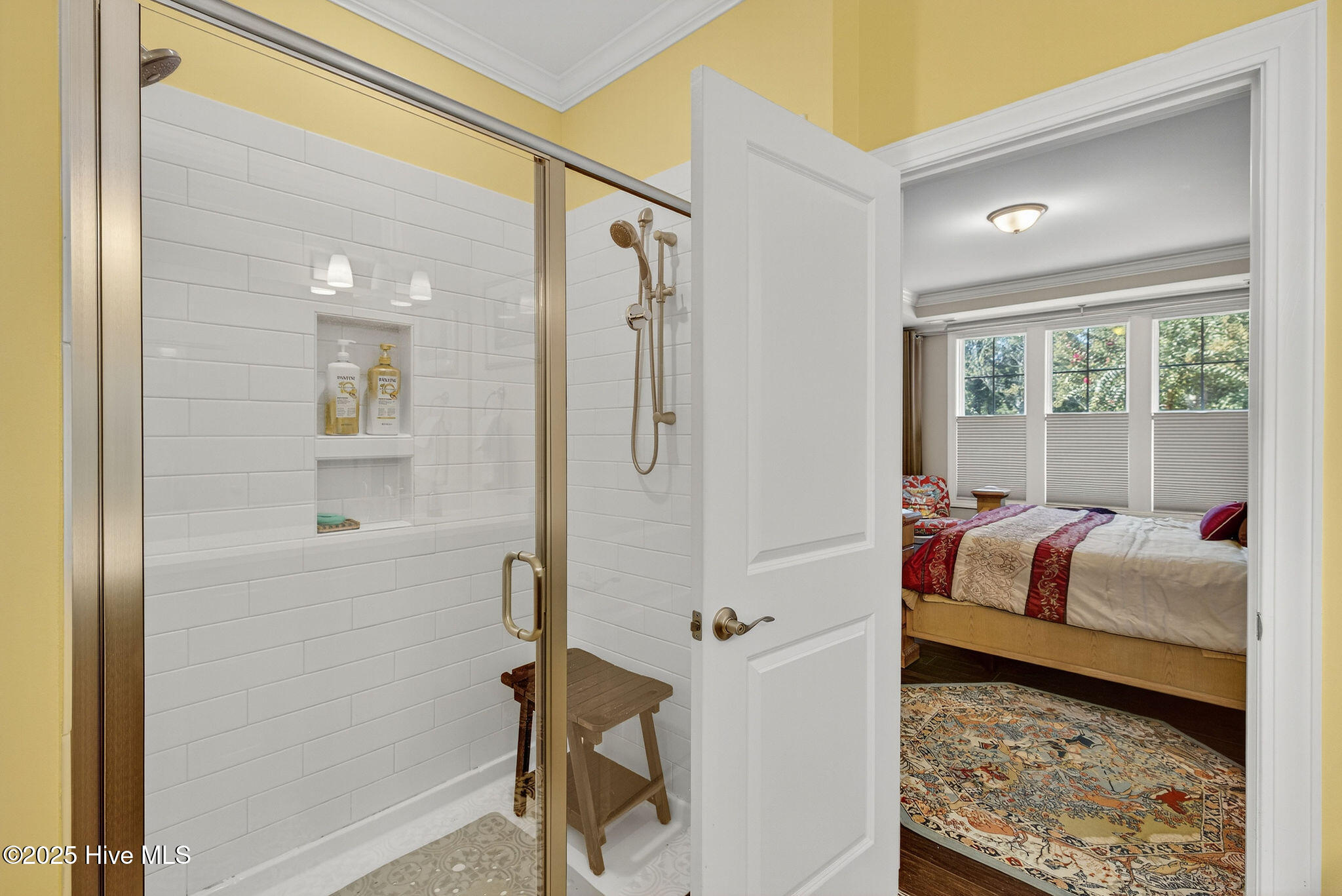 100529833 | Photo 30