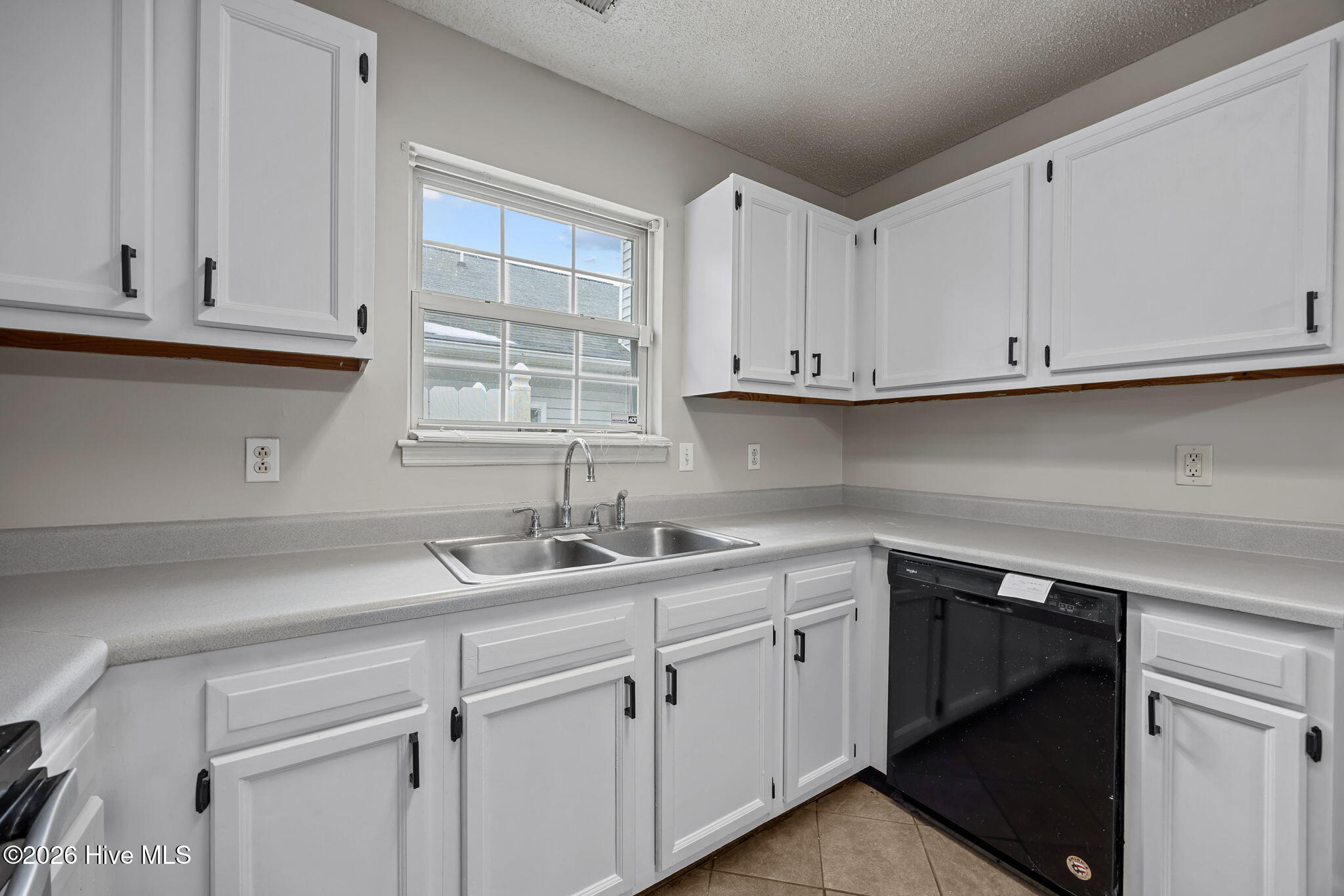 100553131 | Photo 13