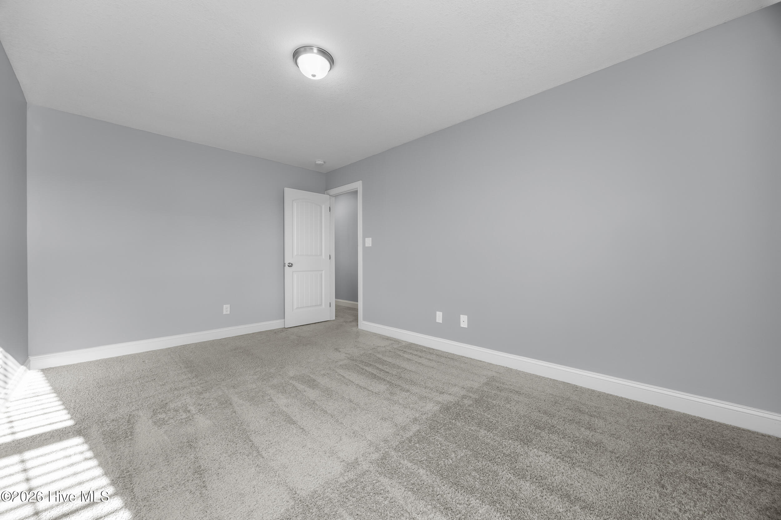 100550034 | Photo 38