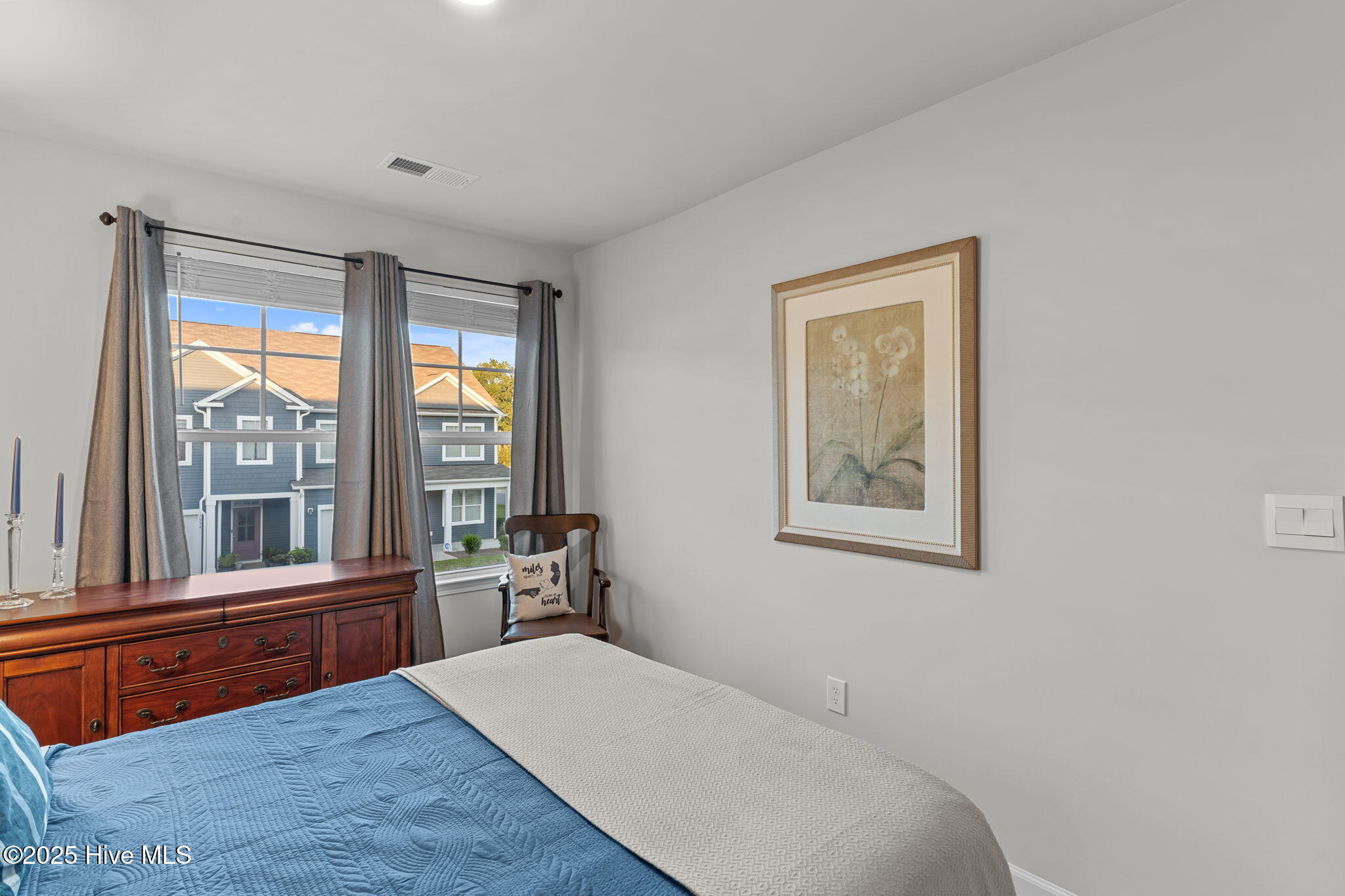 100529312 | Photo 37