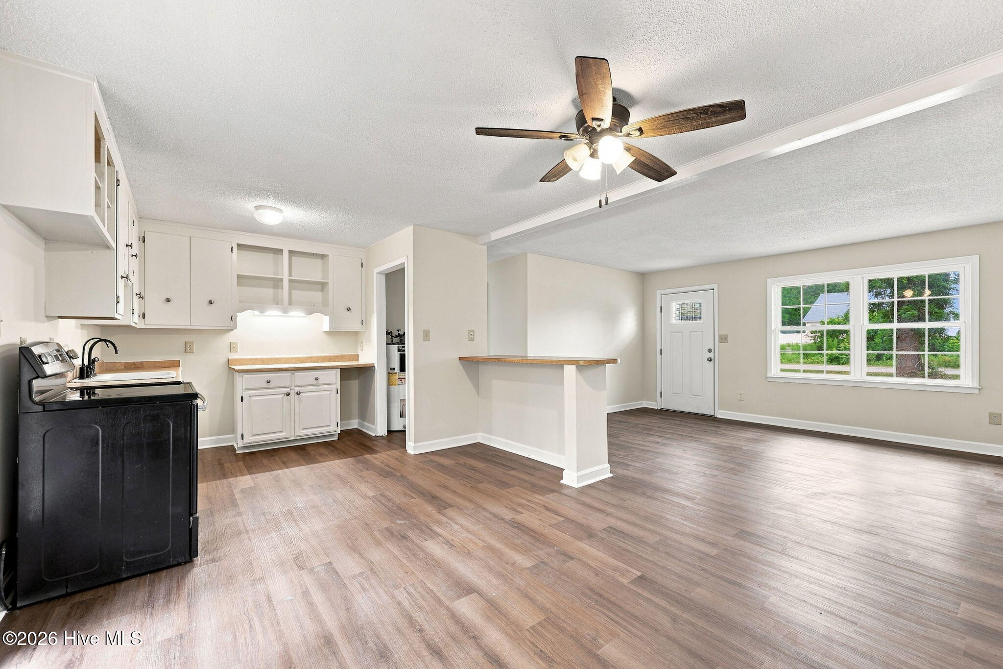 213 Nine Foot Road,Newport